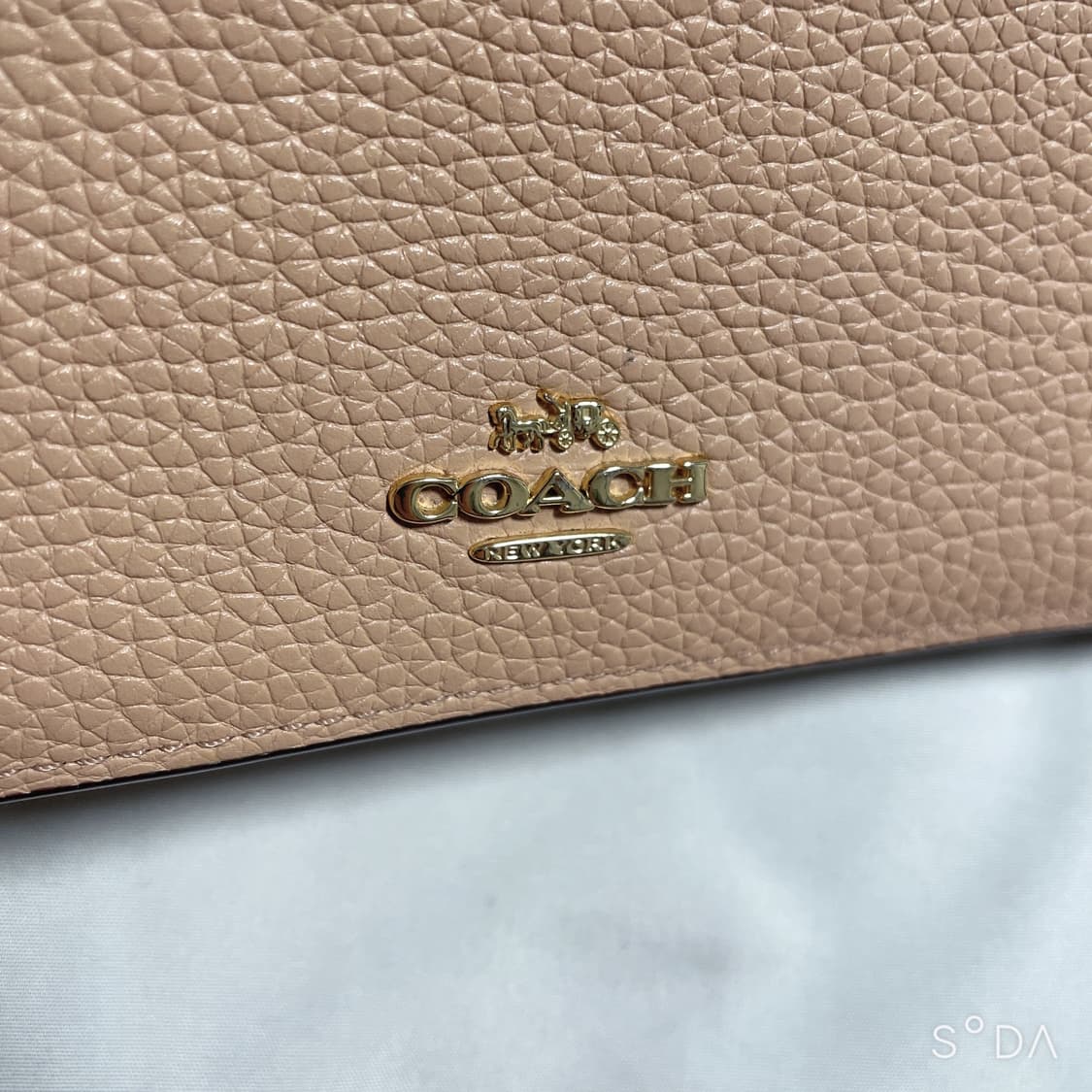 코치 미니 크로스백 베이지 상품이미지10