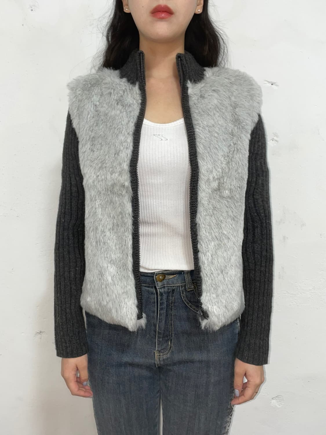 grey fur jacket 상품이미지1