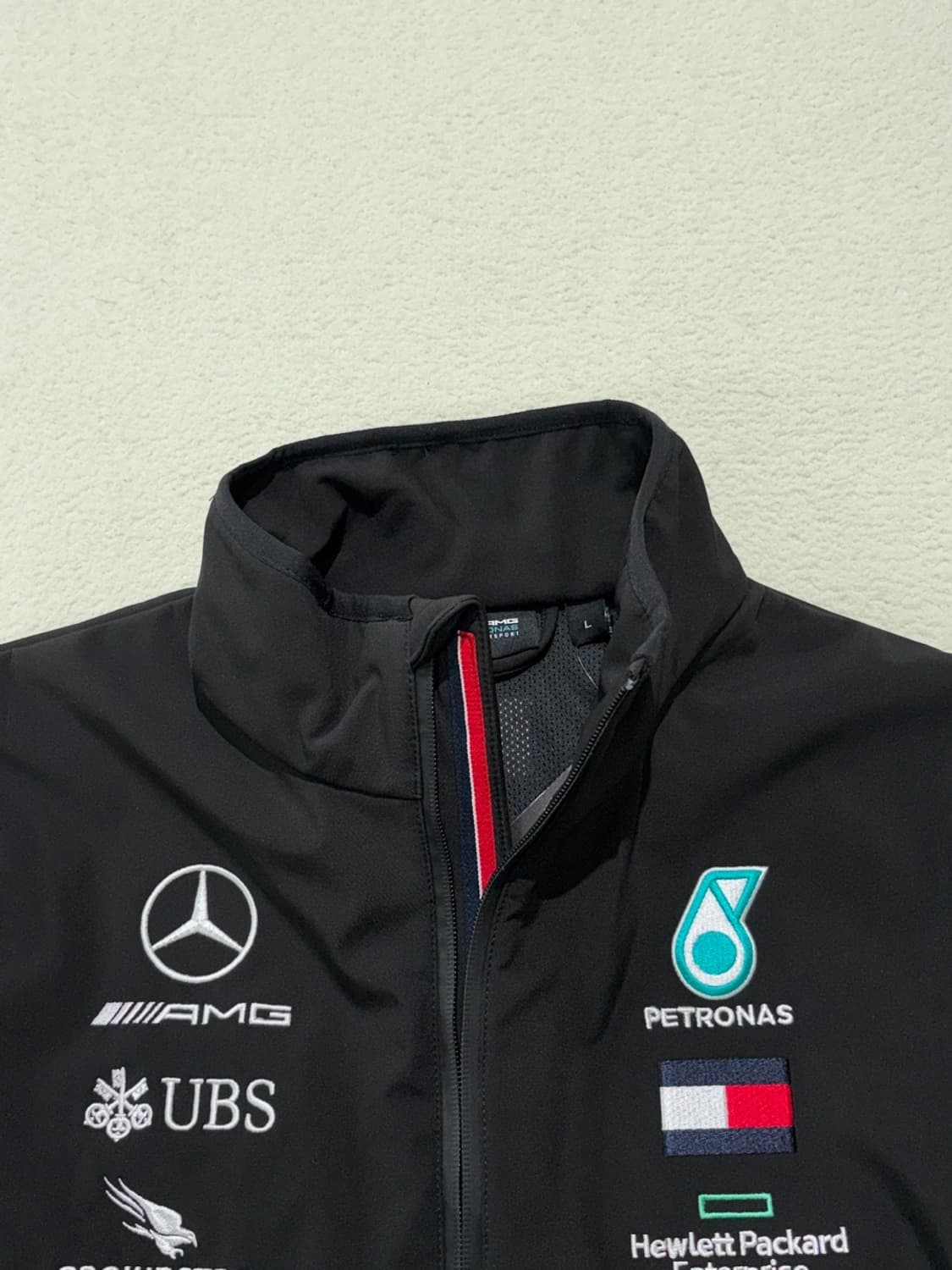 새상품 F1 메르세데스 벤츠 페트로나스 레이싱 자켓 L사이즈 상품이미지2