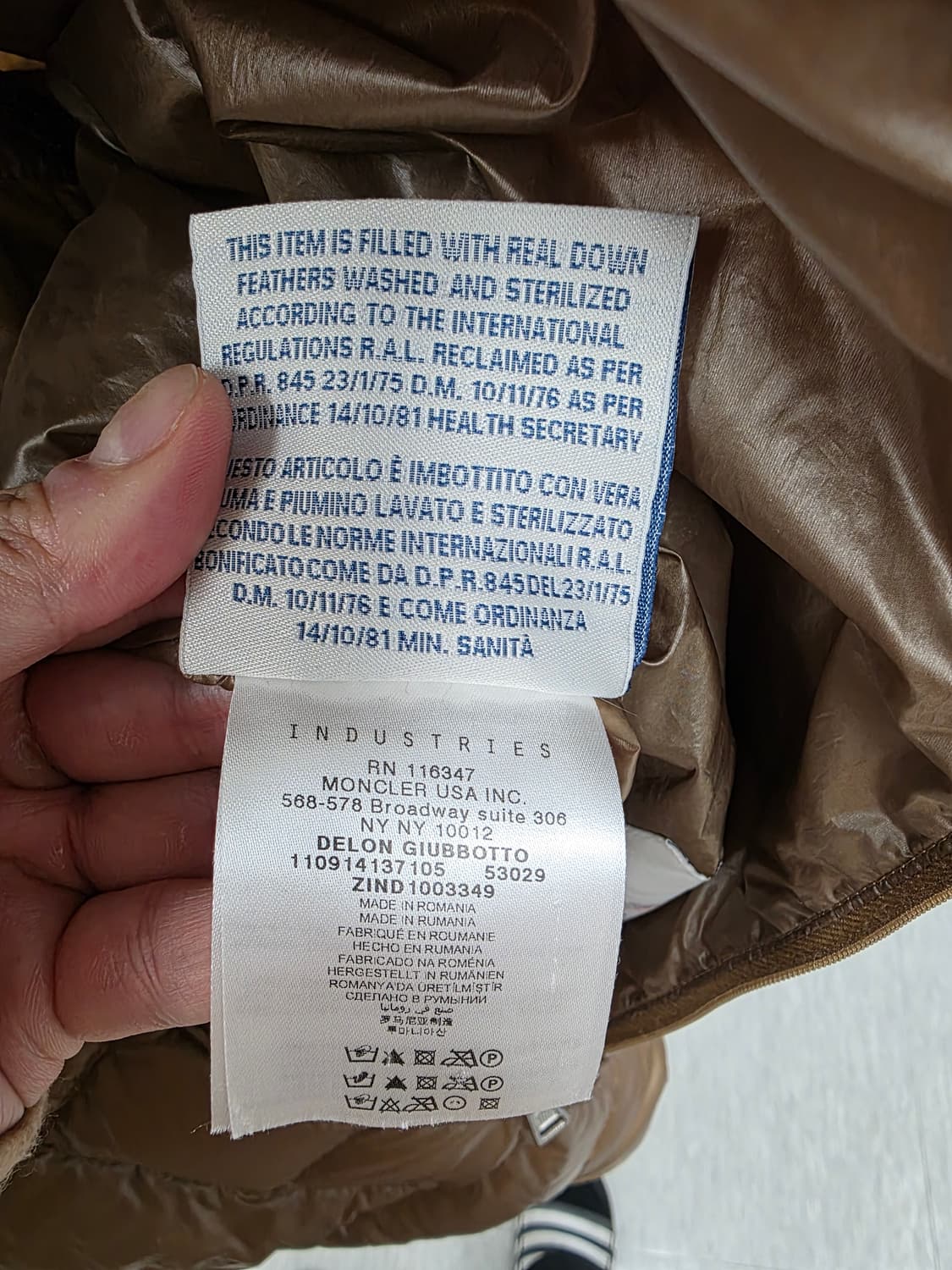 몽클레어 Delon 경량패딩 4사이즈 상품이미지6
