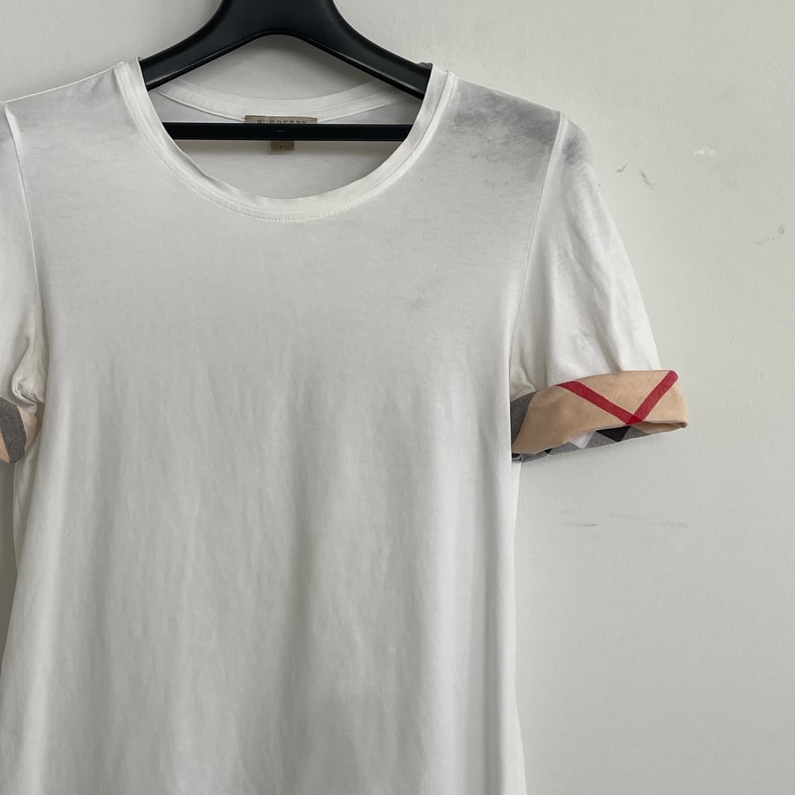 버버리 브릿 S,55 소매 노바 체크 화이트 반팔 티셔츠 상품이미지2