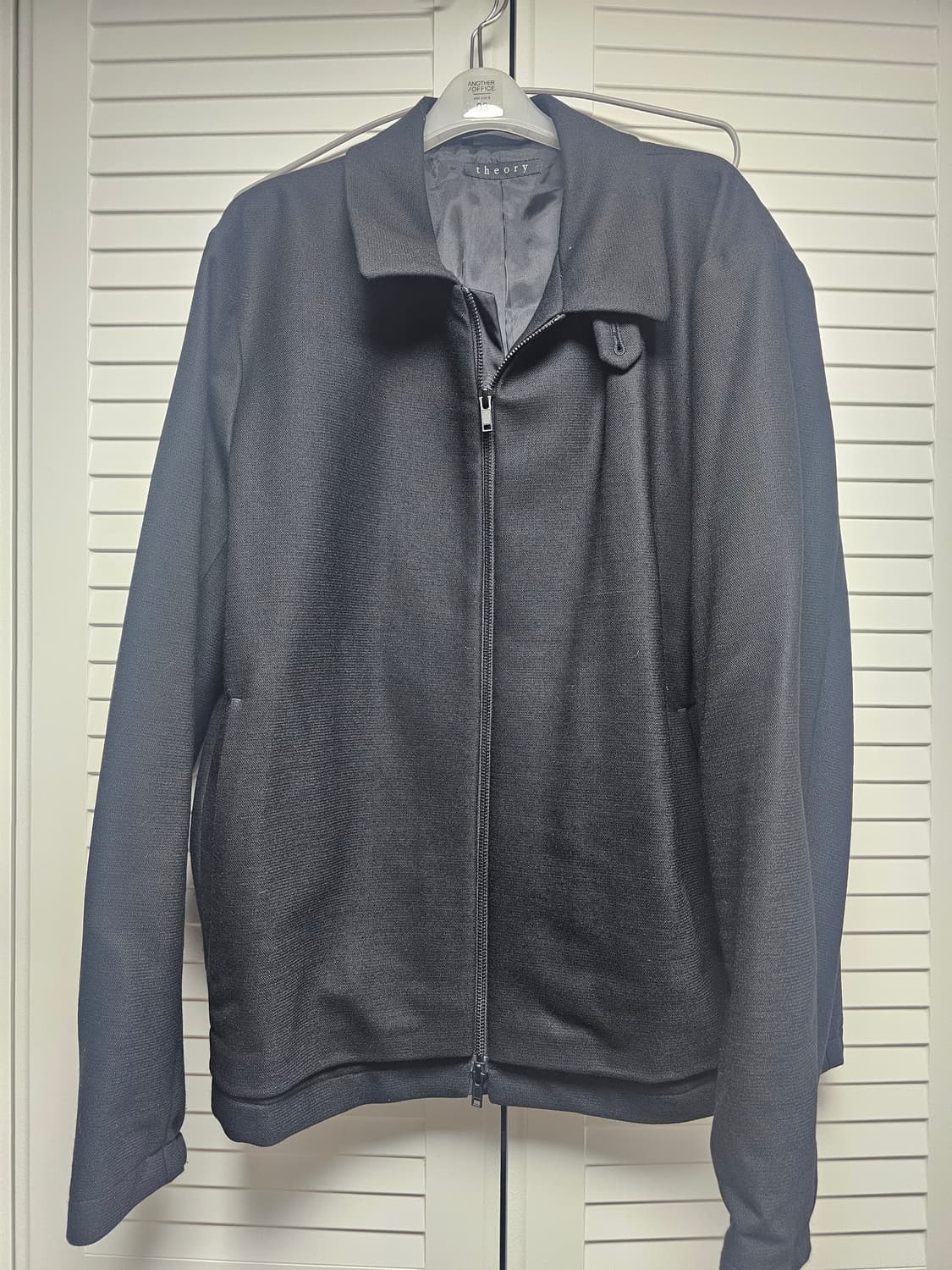 띠어리 숏자켓 M  상품이미지1