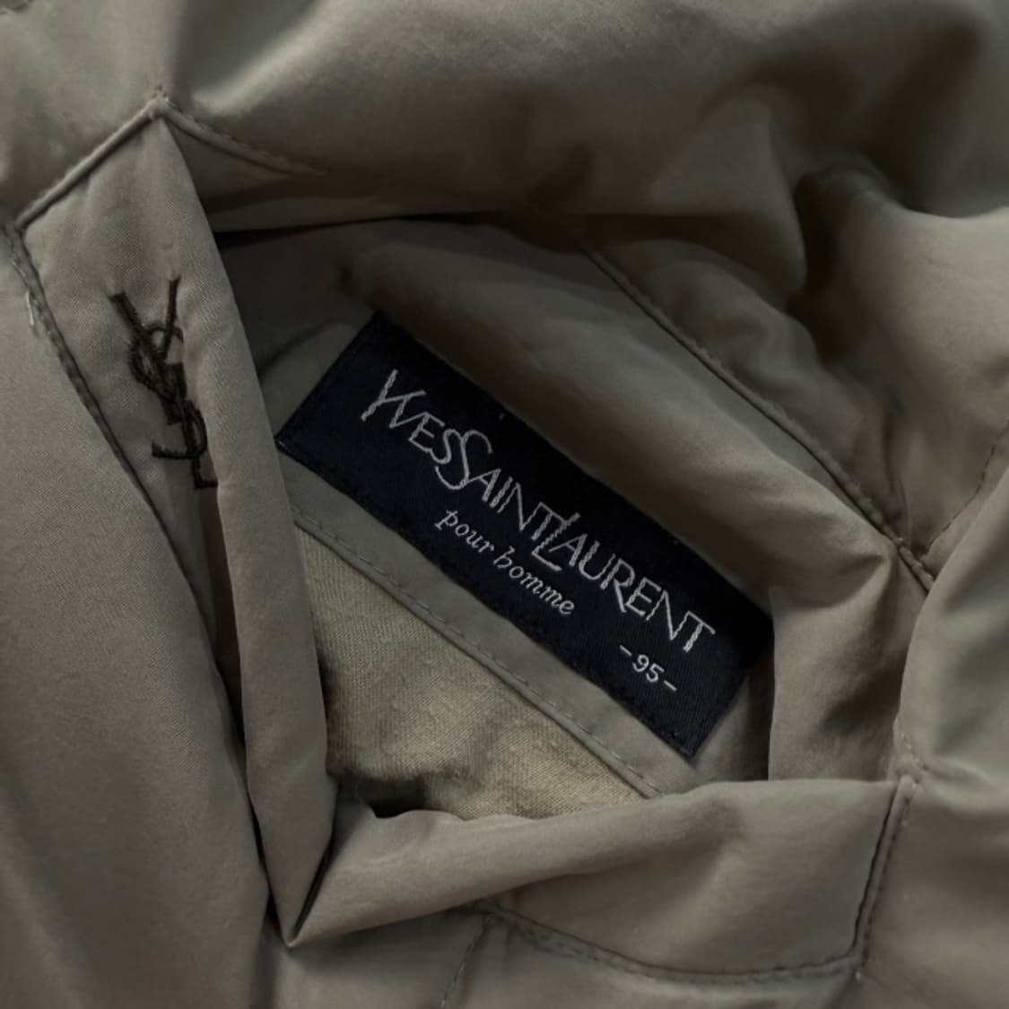 100 입생로랑 리버시블 패딩 상품이미지3