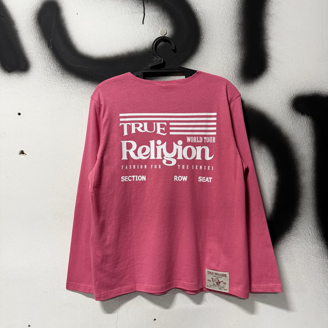 트루릴리젼 백 프린팅 월드투어 롱슬리브 티셔츠 상품이미지1