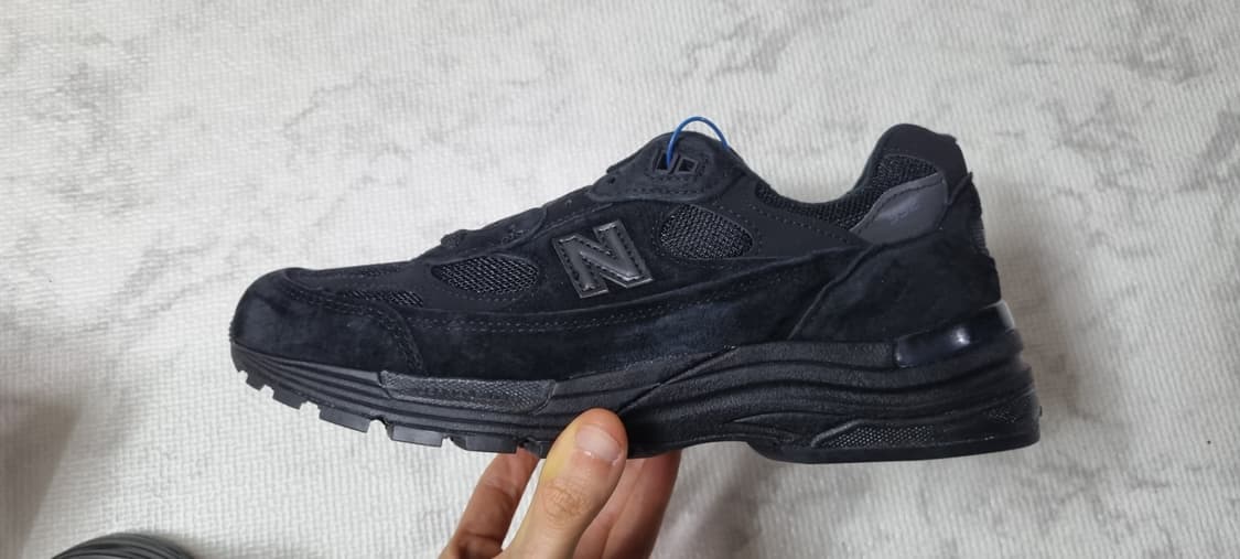 뉴발란스 992 ea 트리플 블랙 265 상품이미지3