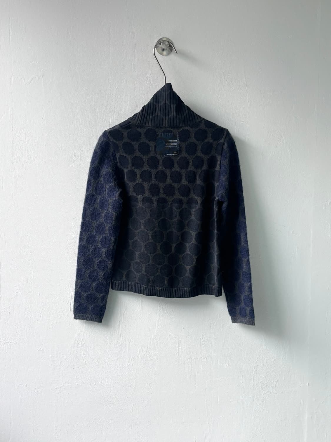 언더커버 00aw 도트 터틀넥 상품이미지7