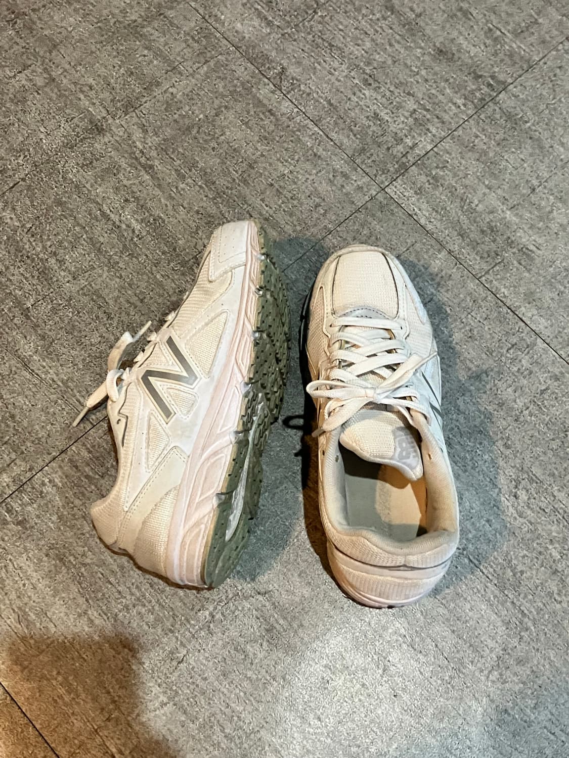 뉴발란스 480v5 쿠셔닝 운동화 상품이미지2