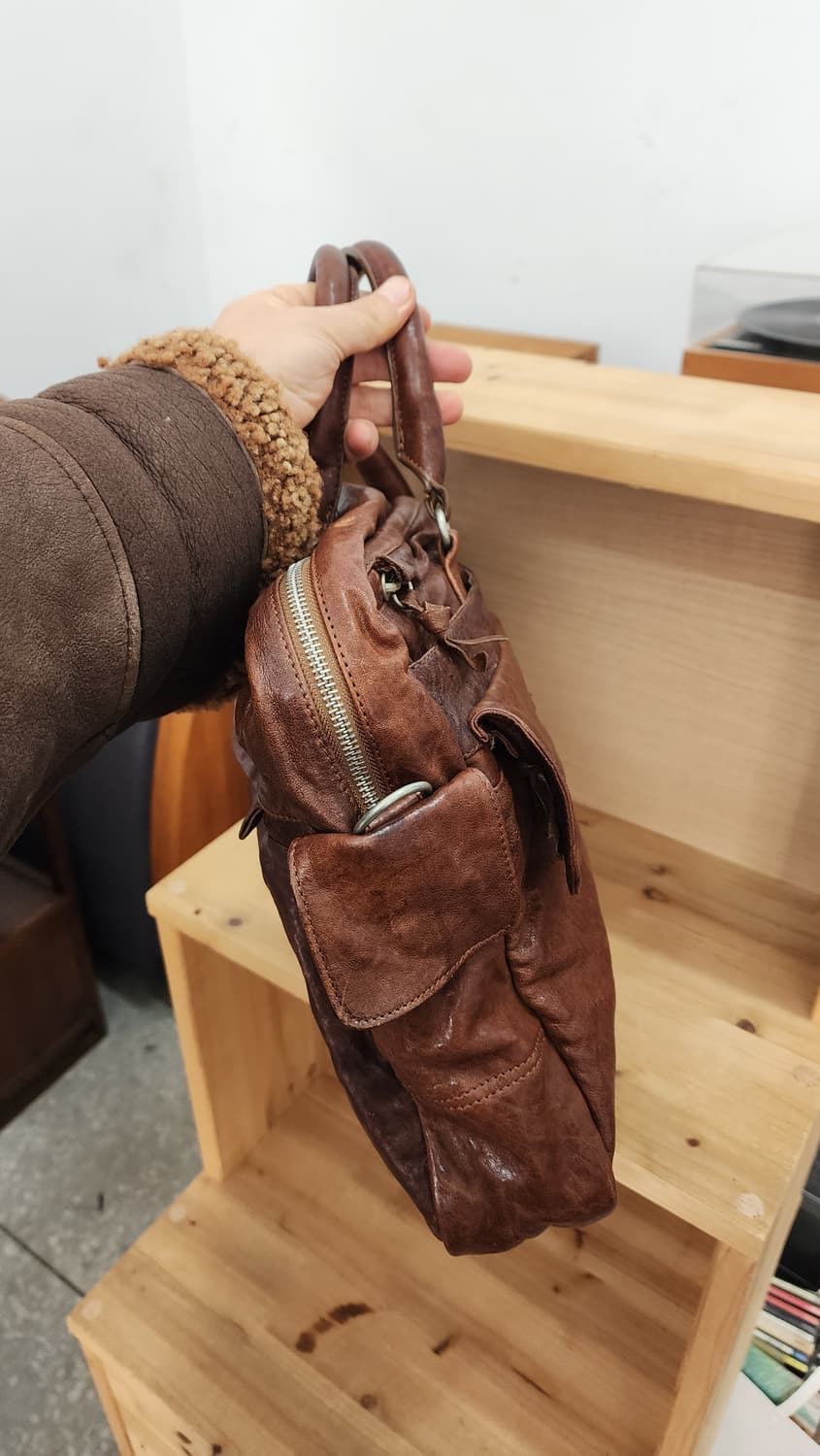 솔리드 옴므 우영미 브라운 가죽 서류가방 상품이미지4