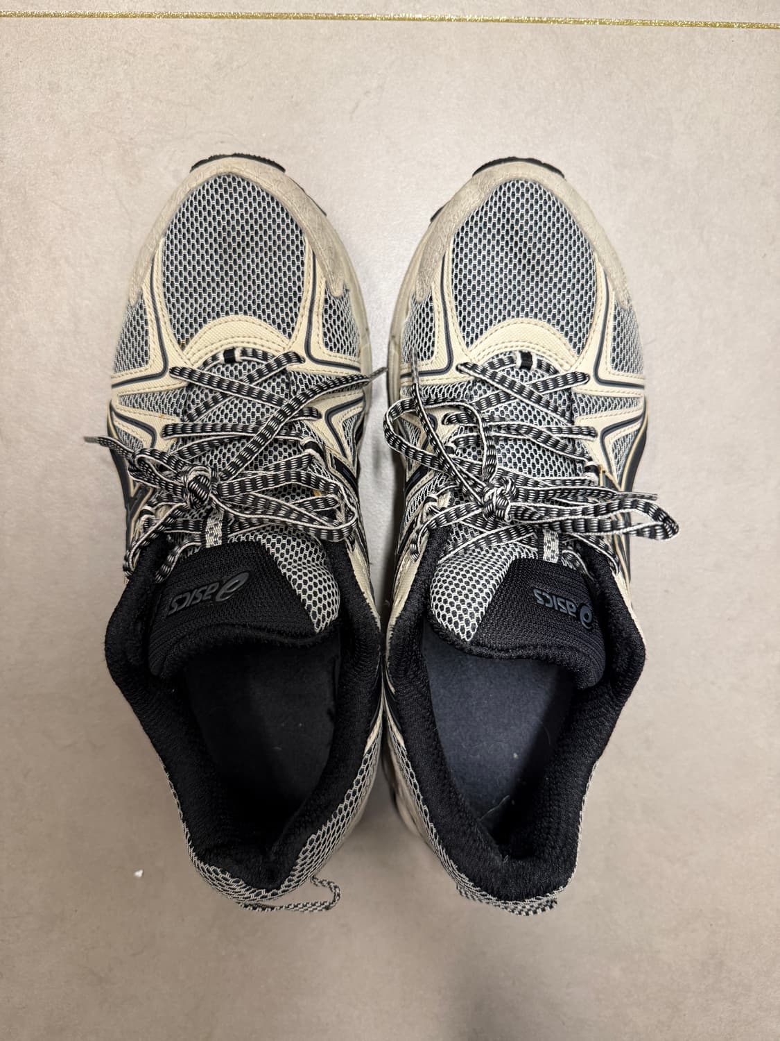 아식스 젤 카하나8 그레이 블랙 카본 상품이미지1