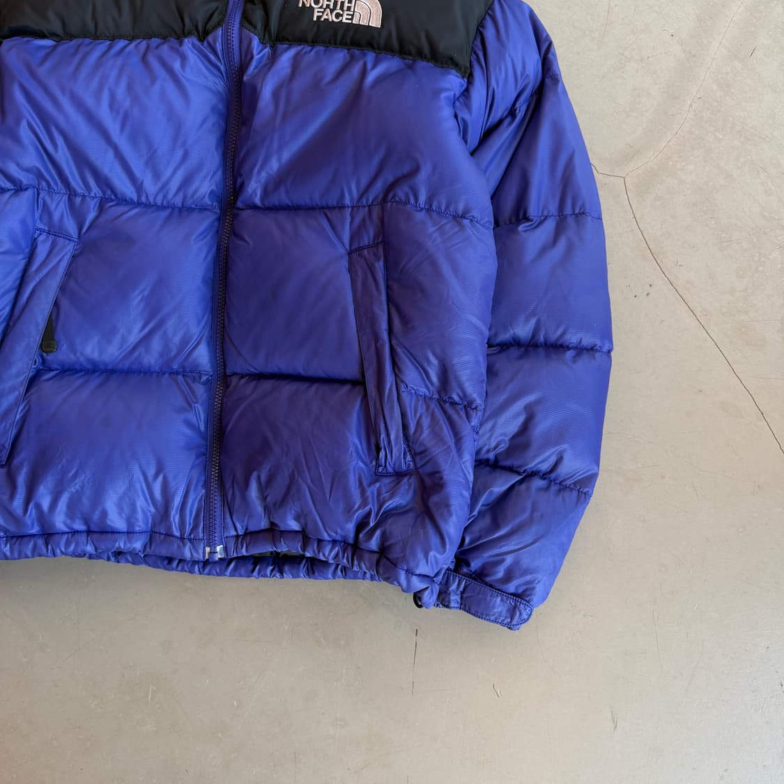 노스페이스 퍼플 눕시 패딩 상품이미지3