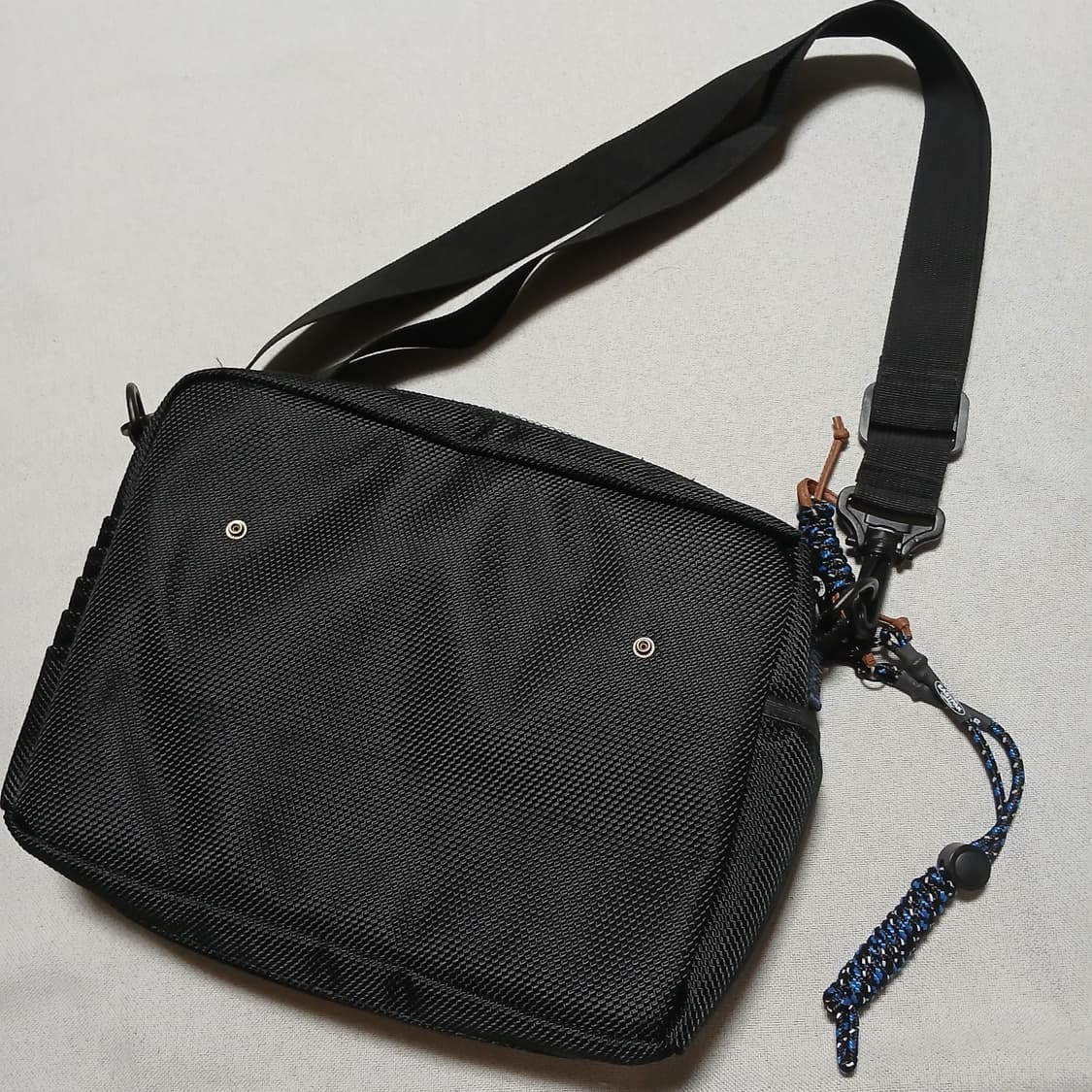 eastpak ader 이스트팩 아더에러 크로스백 상품이미지7