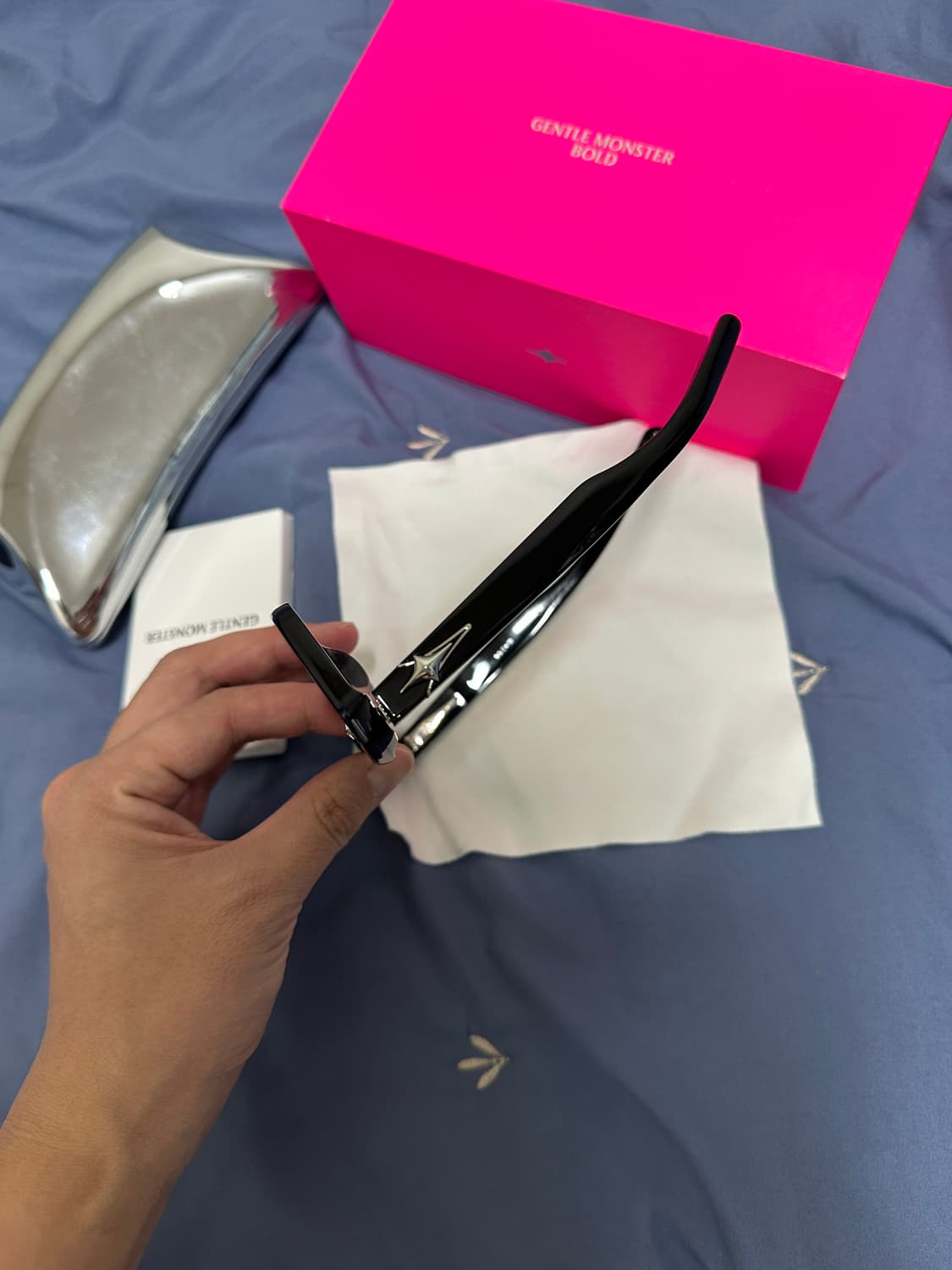 젠틀몬스터 가우스 01 블랙 볼드컬렉션 상품이미지5