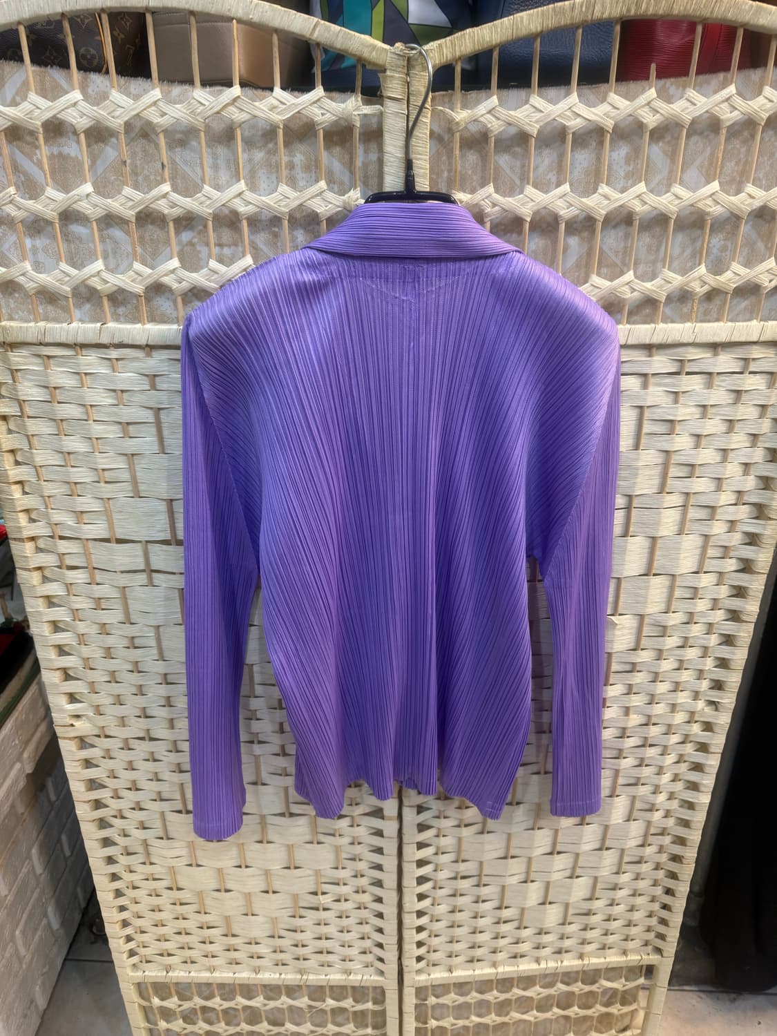 3/66 정품 플리츠플리즈 자켓 팝니다 상품이미지4