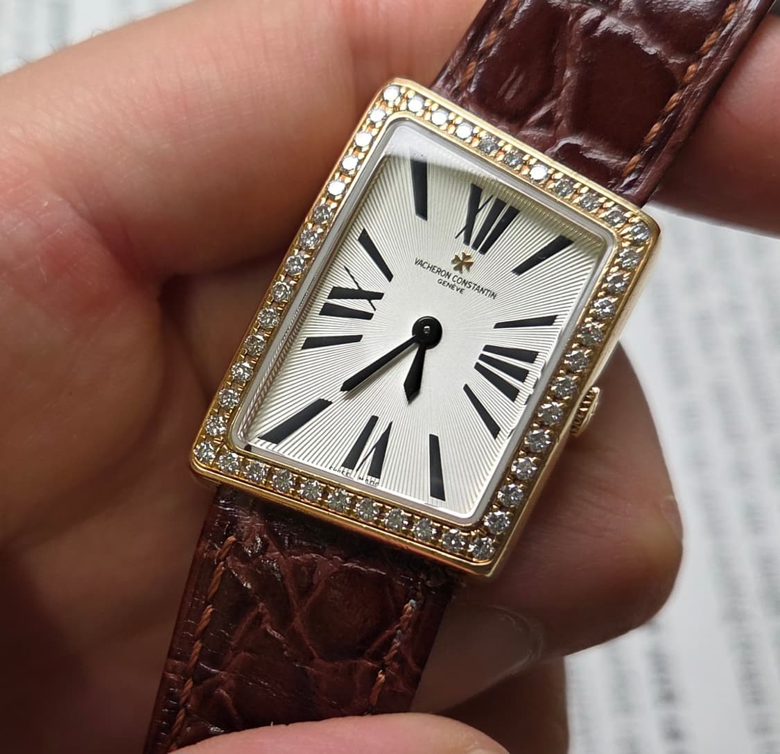 바쉐론 콘스탄틴(VC) 1972 어시메트릭 18k올금통 다이아베젤
 상품이미지3