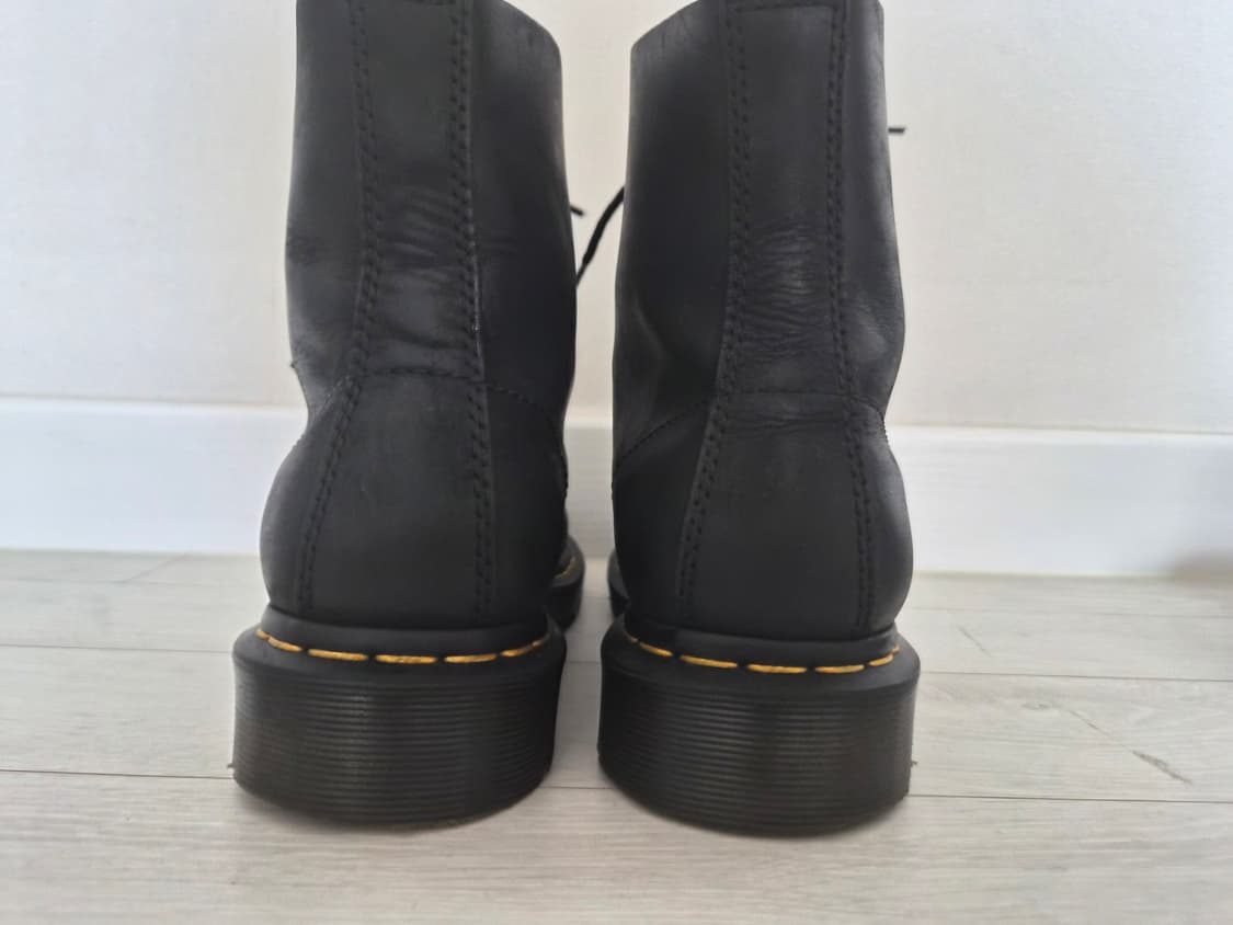 닥터마틴 1460 8홀 부츠 팝니다 상품이미지4