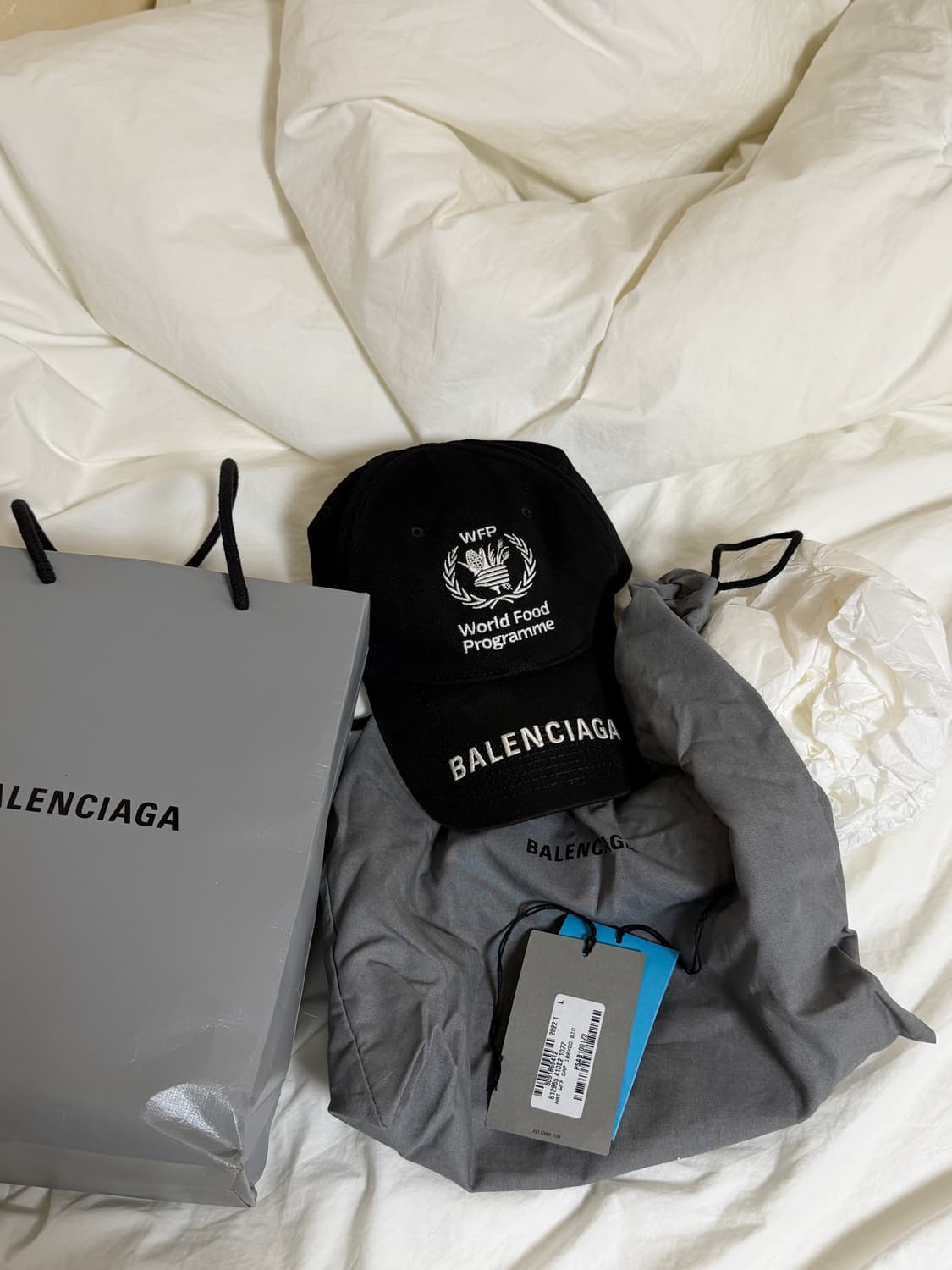 발렌시아가 wfp 볼캡 모자 상품이미지5