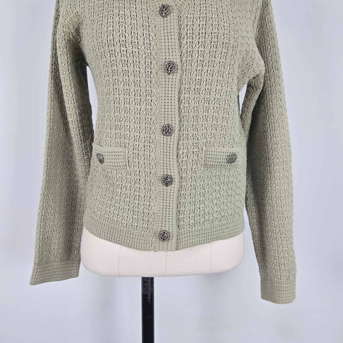 0068 쉬즈미스  23ss민트크로쉐 브이넥 가디건 55 상품이미지3