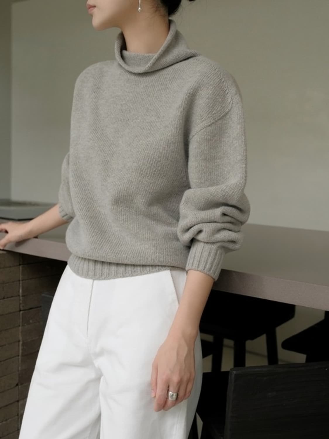 하우투러브미 레이브 야크 홀가먼트 드레이프 니트 상품이미지3