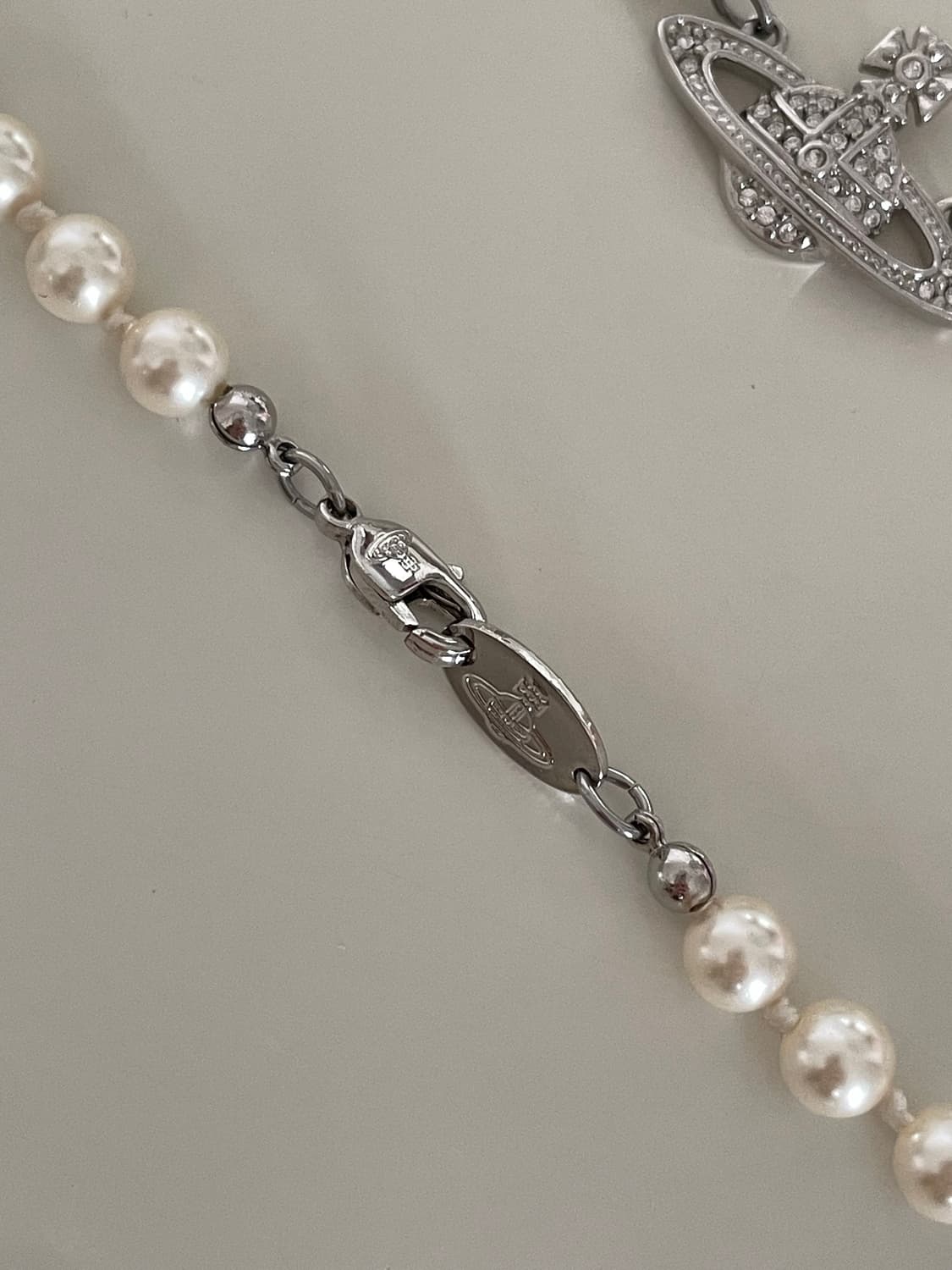 [풀박스] 비비안웨스트우드 미니 펄 바스 릴리프 네클리스 실버 상품이미지6