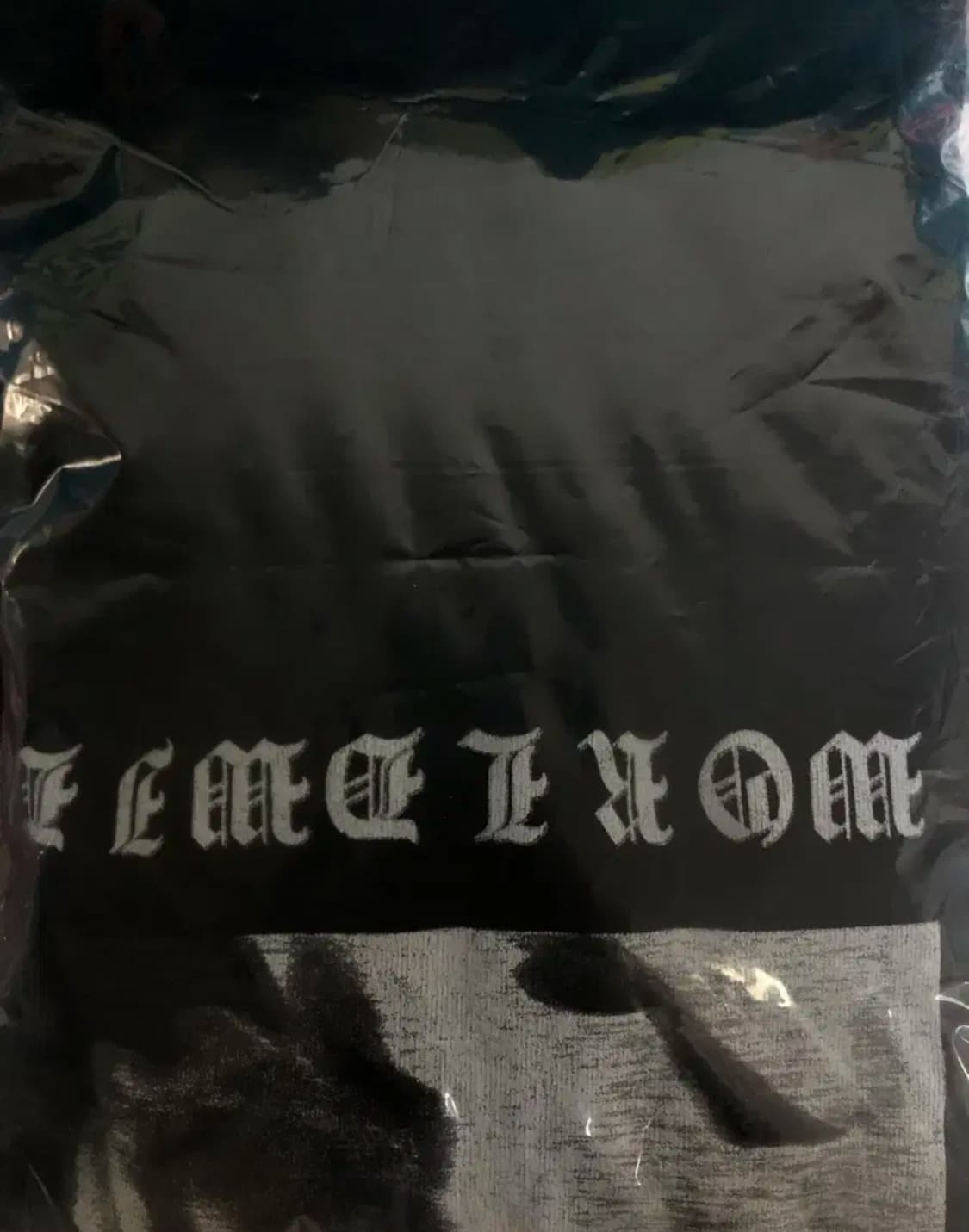 [국내, 해외 유일 매물 한정판] 에이셉 라키 맨투맨 머천 L 상품이미지4