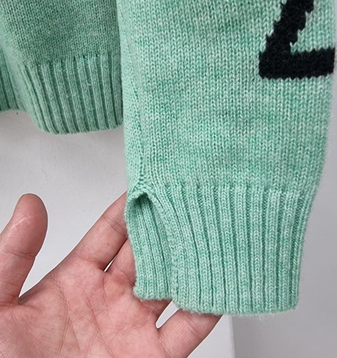 ZADIG&VOLTAIRE 쟈딕앤볼테르 (캐시미어100%) 상품이미지5