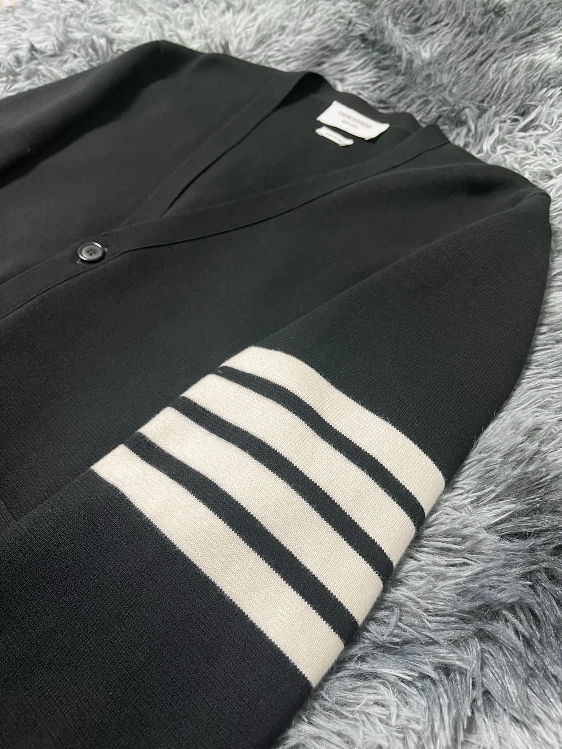 [25년식/3] 톰브라운 밀라노스티치 가디건 상품이미지2