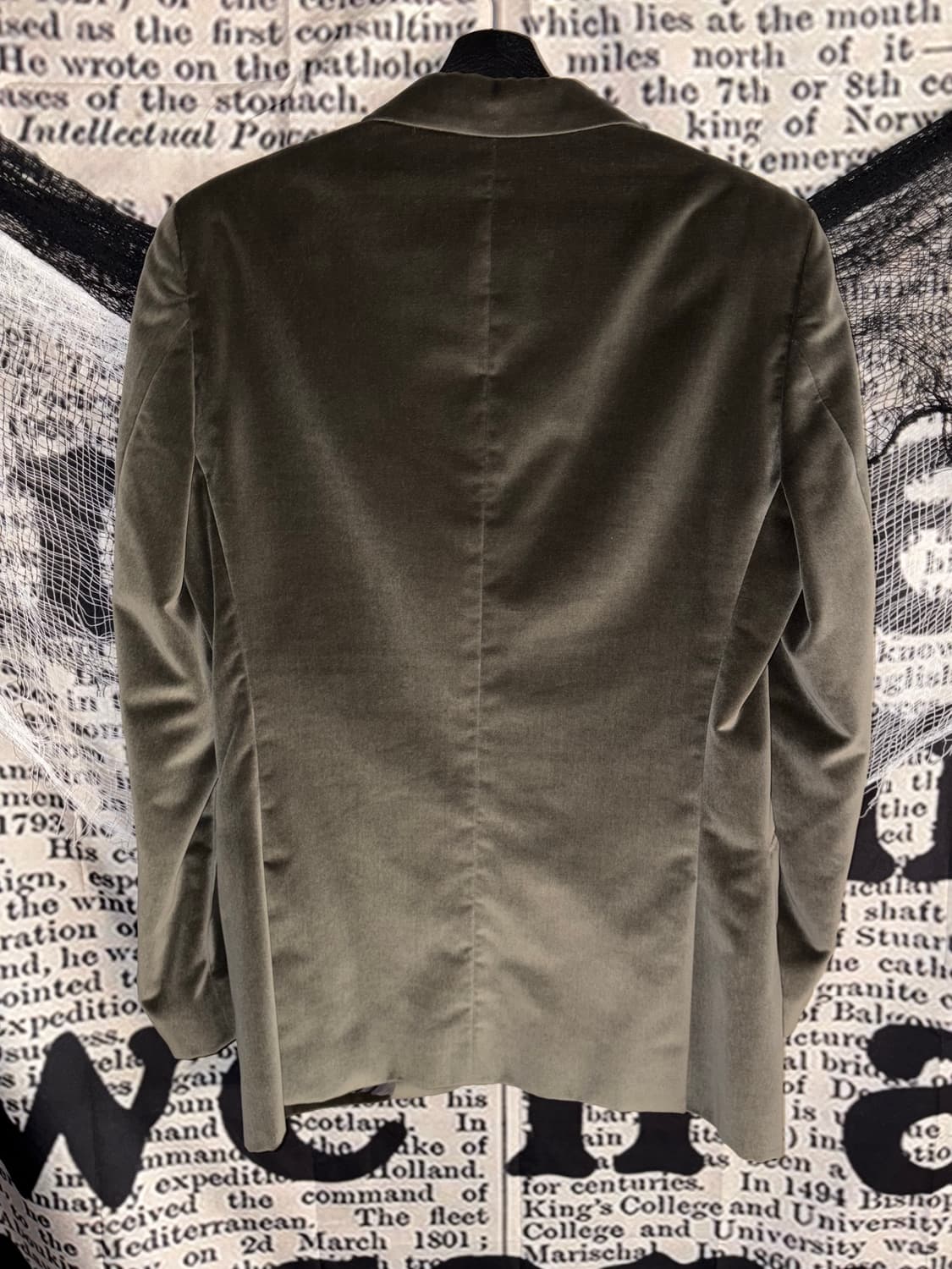 Olive Velvet Classic Blazer – Calvin Kle 상품이미지3