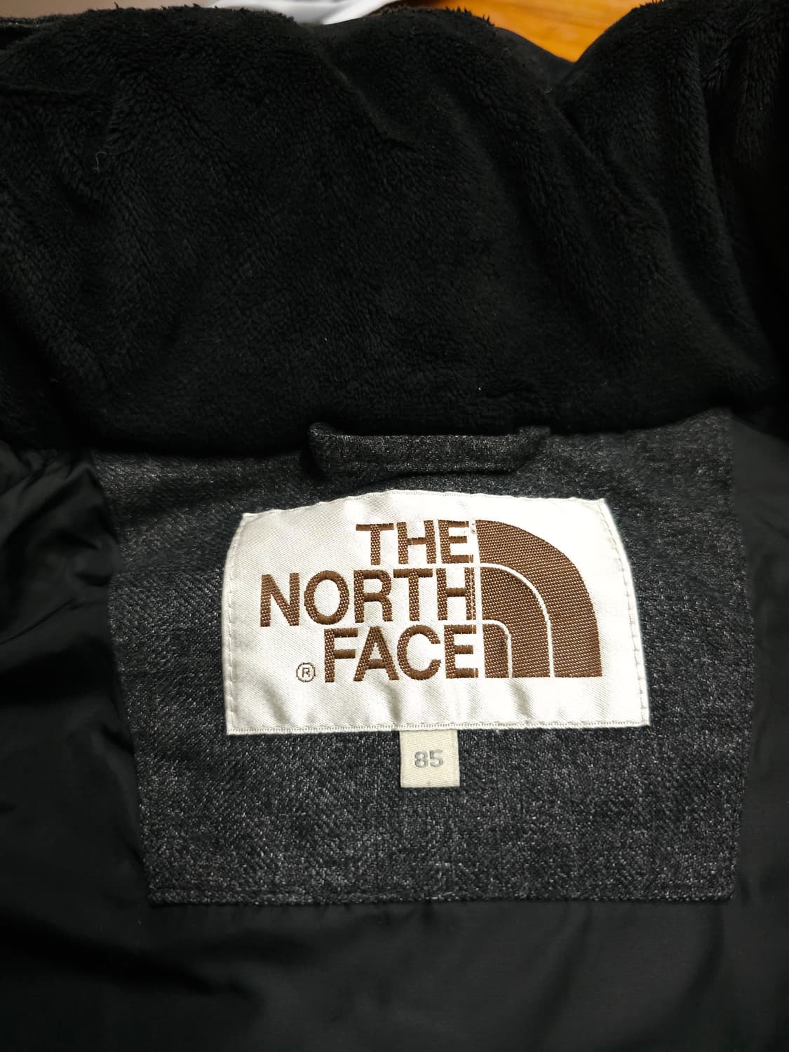 노스페이스 구스다운패딩 그레이 여성 상품이미지6