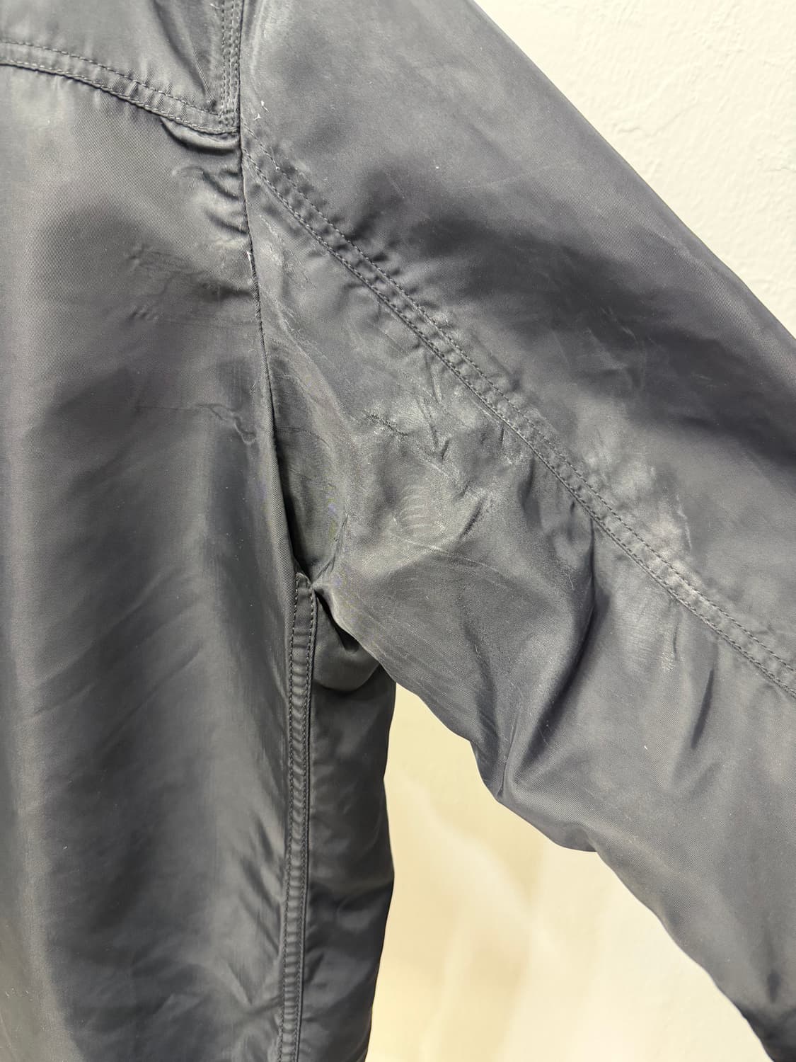 매장판정품) 1017 ALYX 9SM 알릭스 오버핏 바람막이 L 상품이미지6