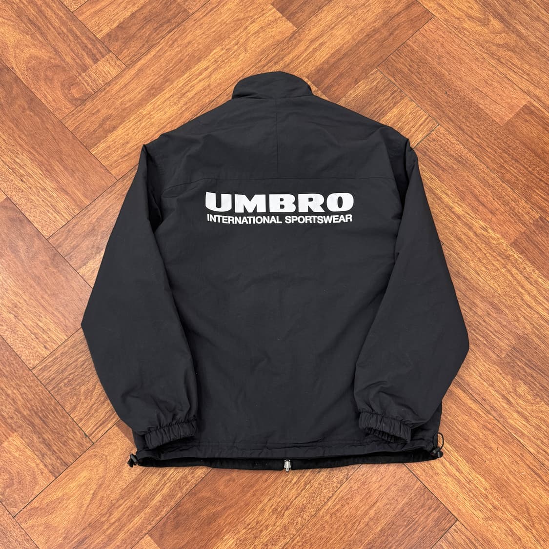 100 엄브로 블랙 리버시블 자켓  상품이미지1