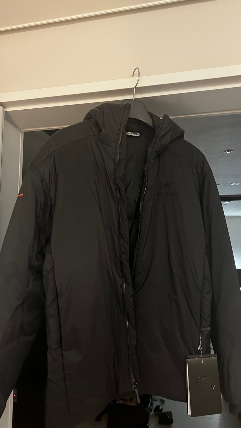 아크테릭스 X 빔즈 아톰 AR 후디 블랙 오렌지 상품이미지2