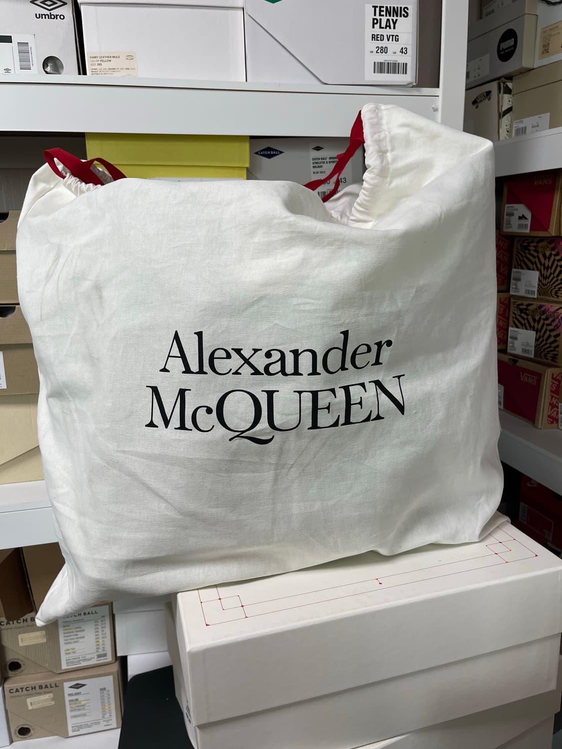 알렉산더맥퀸 그린 레더 토트백 + 파우치 상품이미지4