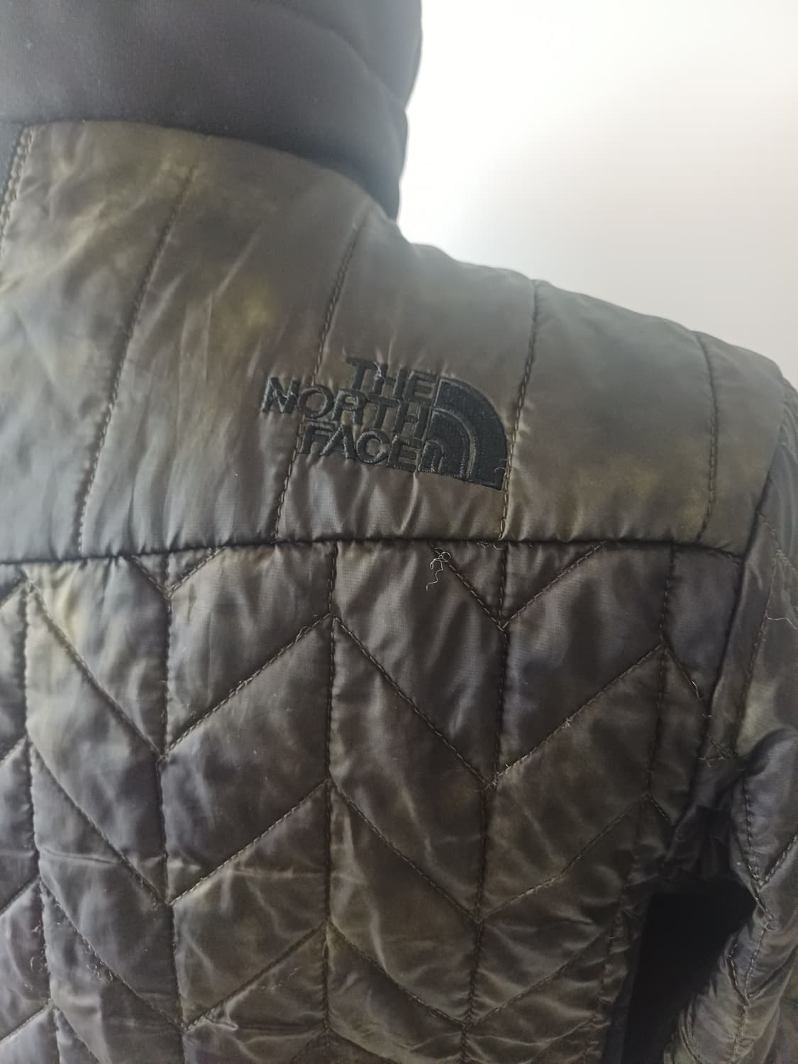 [M/95] 노스페이스 VX 하이브리드 테크니컬 퀼팅 자켓 (카키/블랙) 상품이미지4