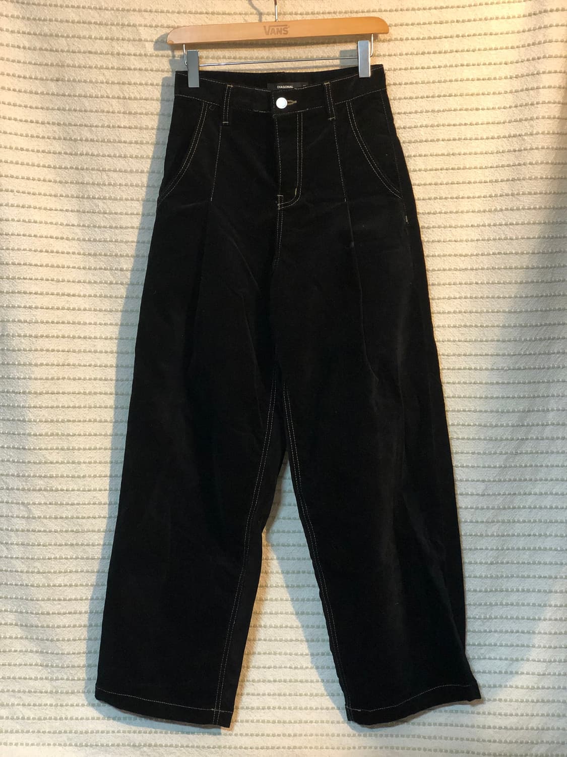 다이애그널 벨벳 코튼 원턱 와이드 팬츠 블랙 S 상품이미지1