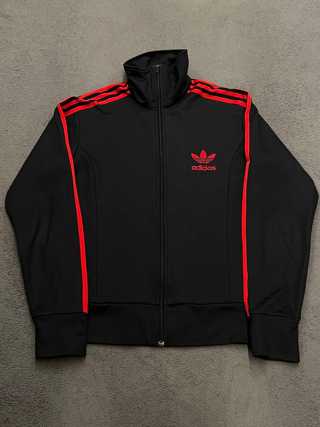 아디다스 유로파 대장급 트랙져지 검빨 처분  상품이미지1