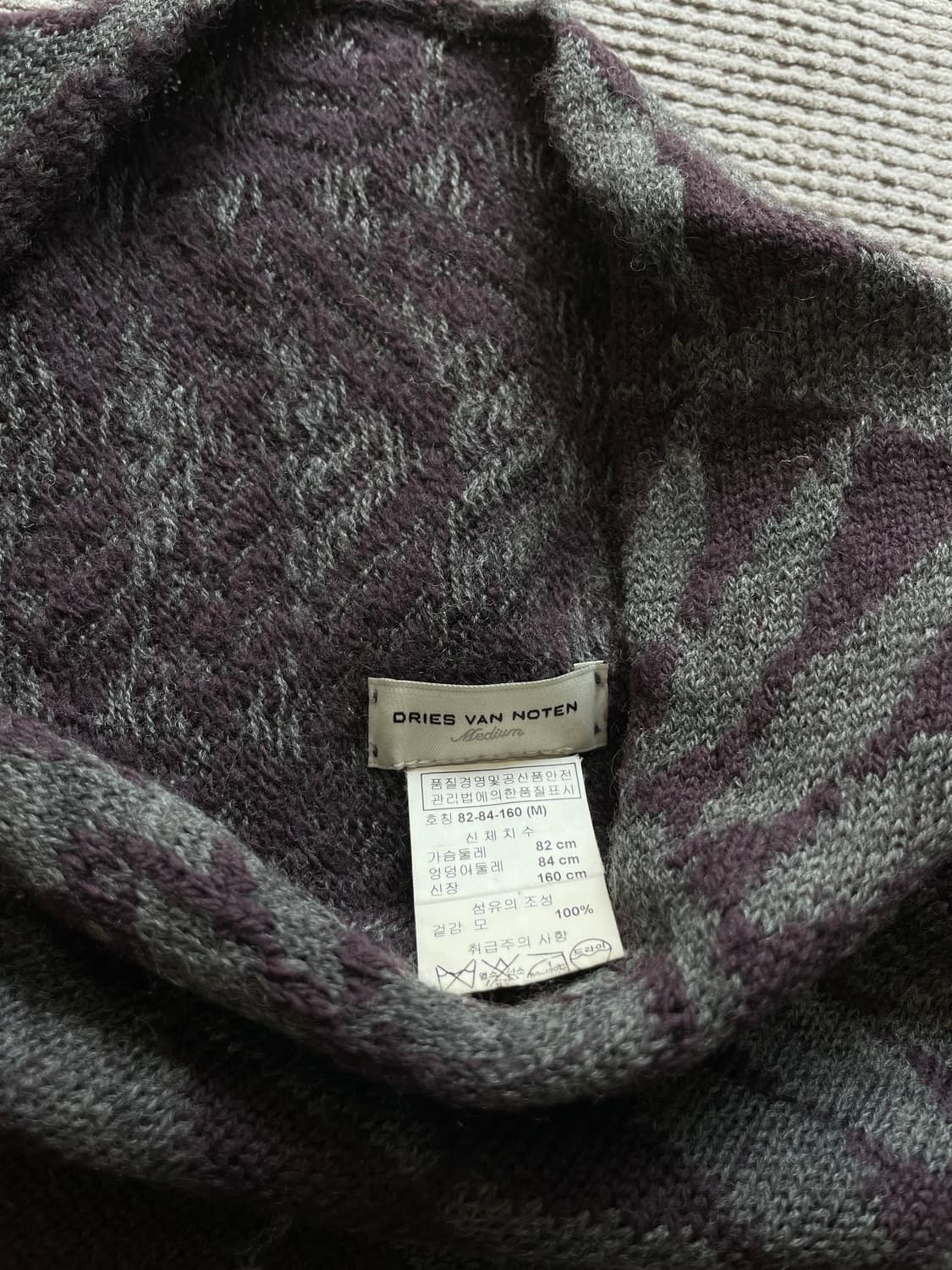 드리스반노튼 언밸런스 스웨터 상품이미지3