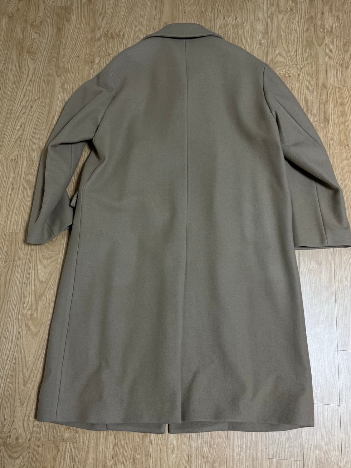 소신(SOCIN) 멜튼 울 수티앵 코트 베이지 M 팔아요! 상품이미지5