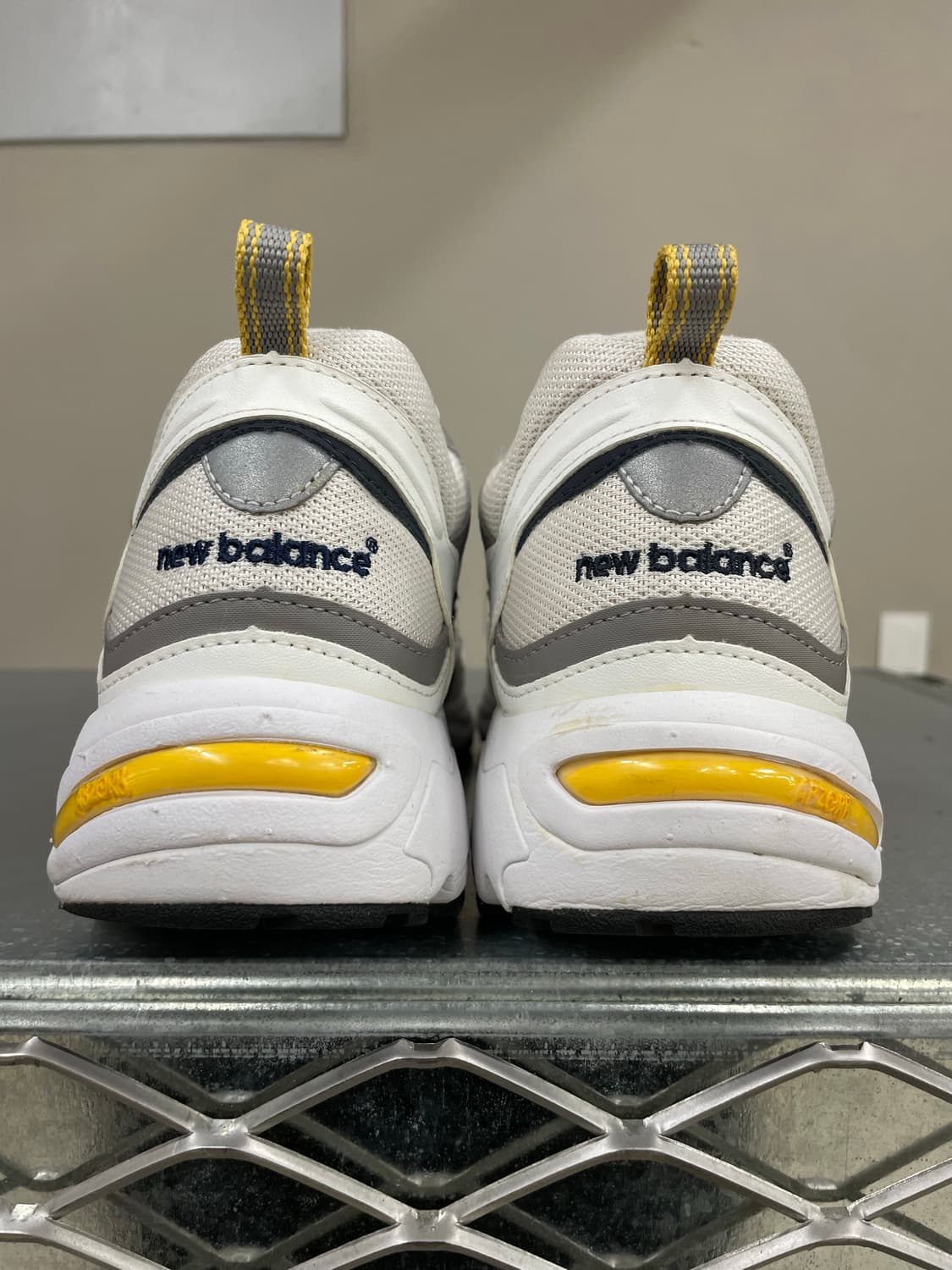 뉴발란스 878 화이트 옐로우 280 (gr-4609) 상품이미지3