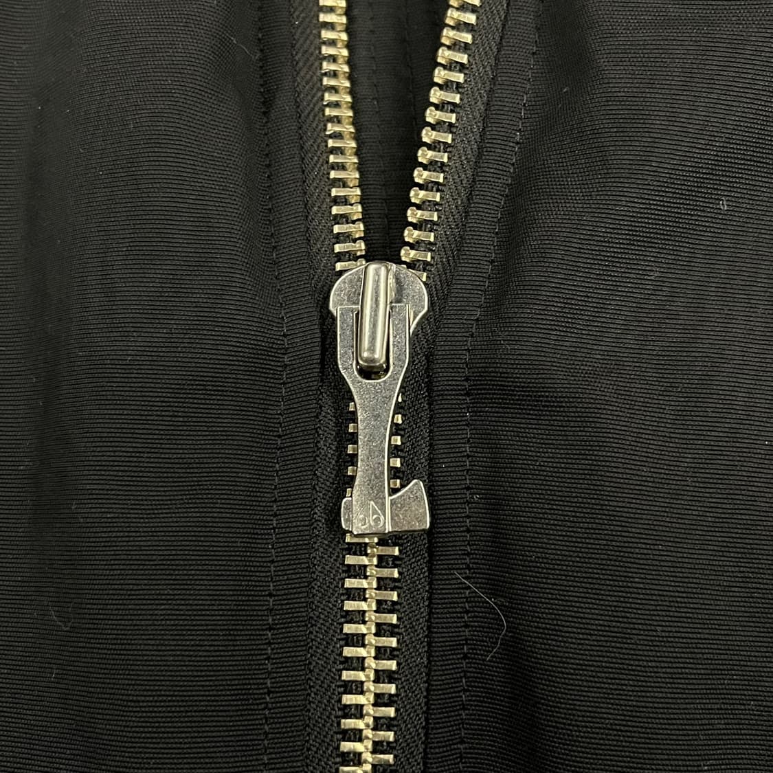 [정품] 무스너클 블랙 패딩 점퍼 백화점판 b19 상품이미지7