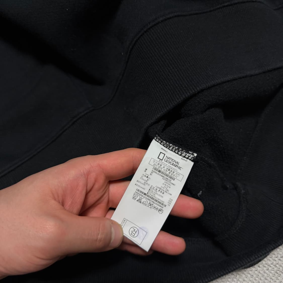 내셔널지오그래픽 빅로고 맨투맨 상품이미지4