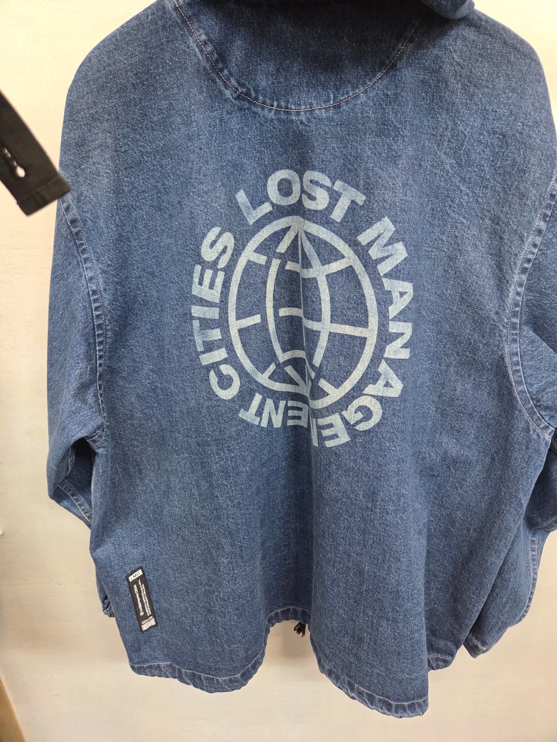 Lmc 스톤 워시드 빅로고 데님 후드자켓 L 오버핏 상품이미지3