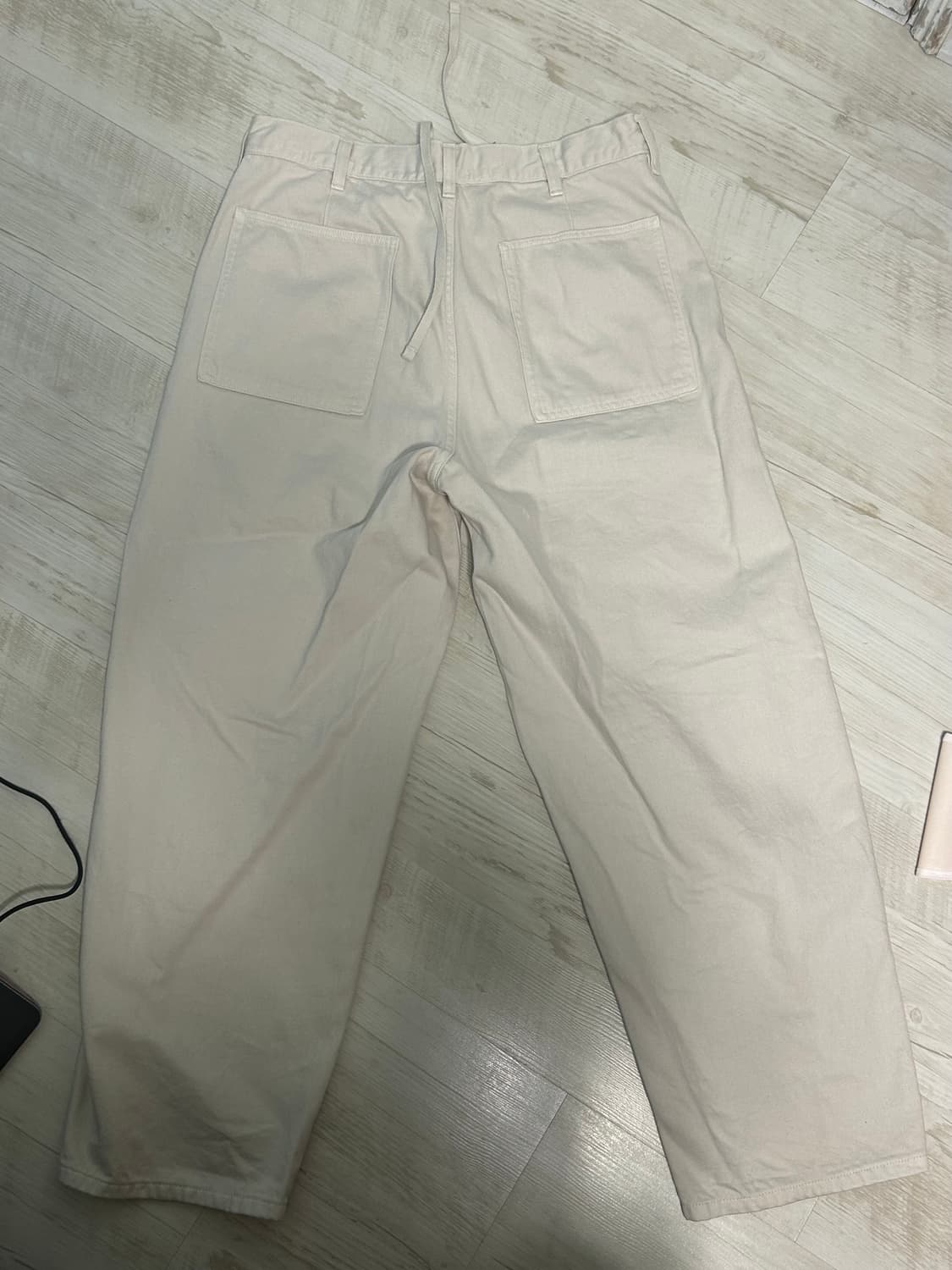 유니클로 와이드테이퍼드진 상품이미지2