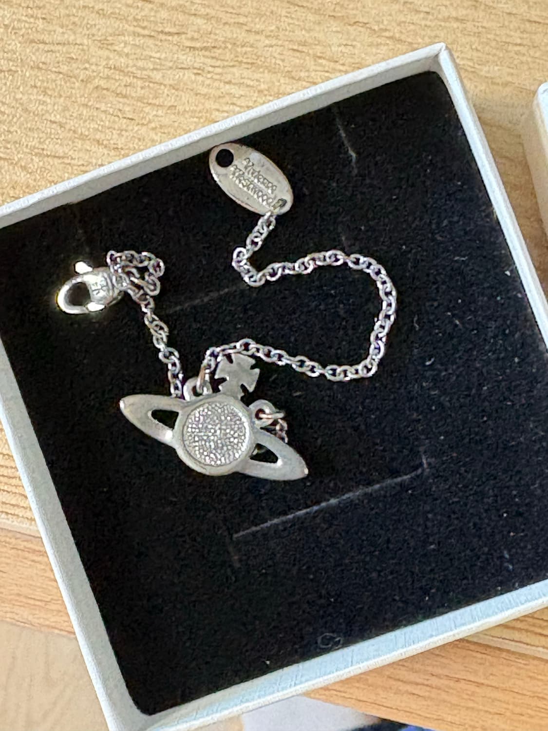 비비안웨스트우드 orb 팔찌 상품이미지2