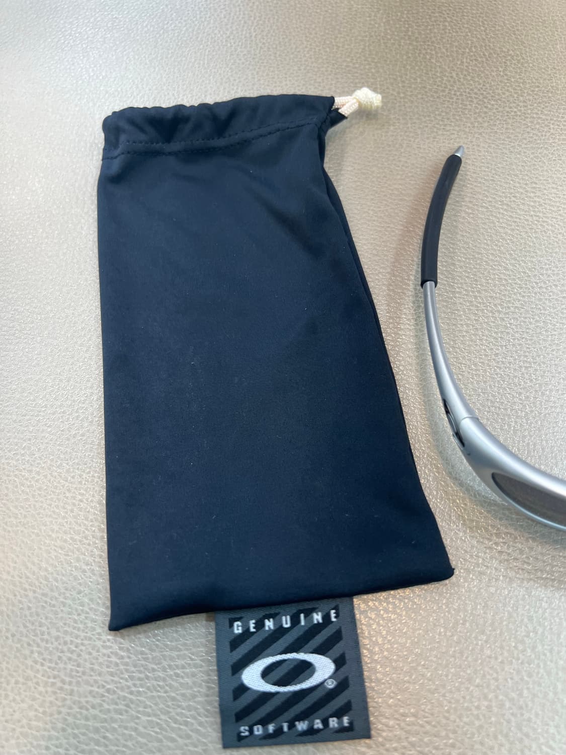 오클리 빈티지 미뉴트 1.0 fmj 5.56 실버 oakley 상품이미지7