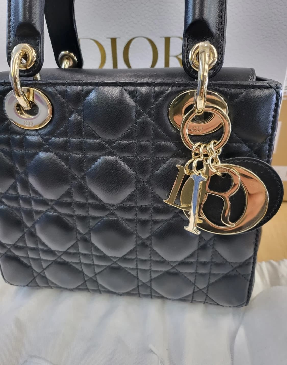 (정품)디올 레이디백 스몰 블랙 상품이미지9