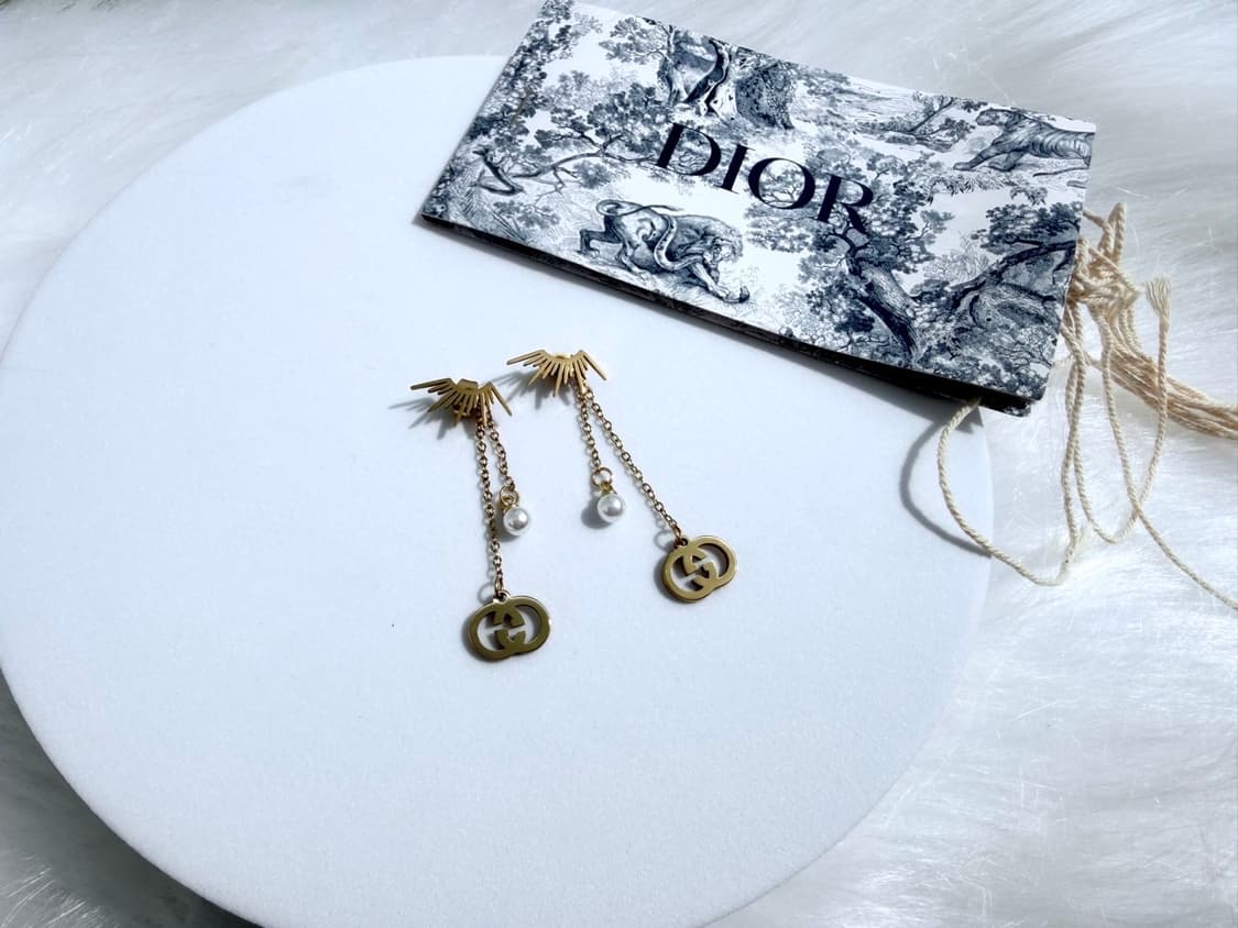 구찌 유니크 드롭 이어링 골드 상품이미지2