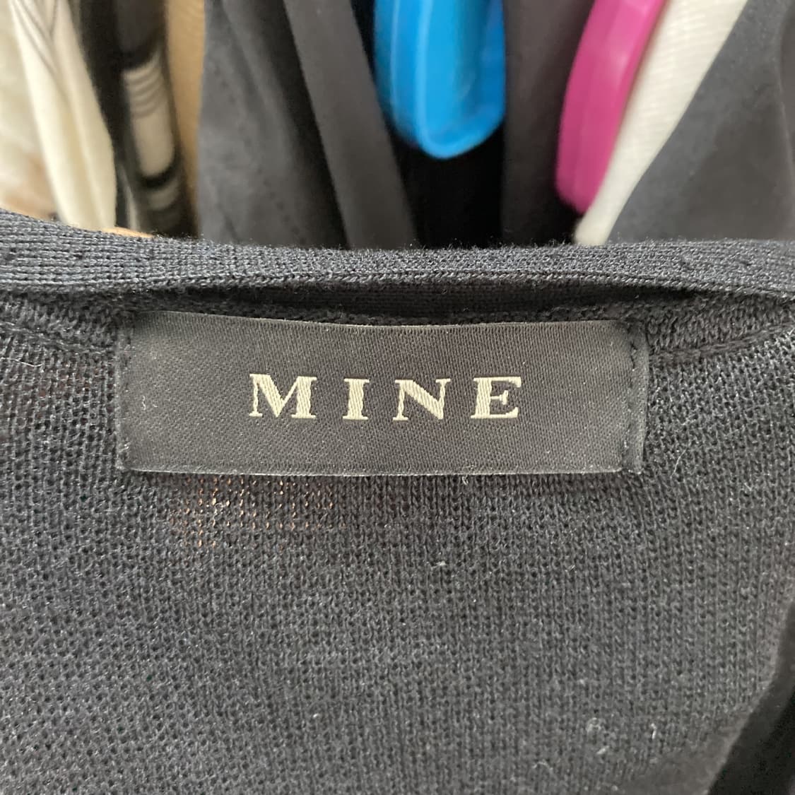 마인 한섬 여성 니트 롱원피스 블랙 90F 상품이미지4