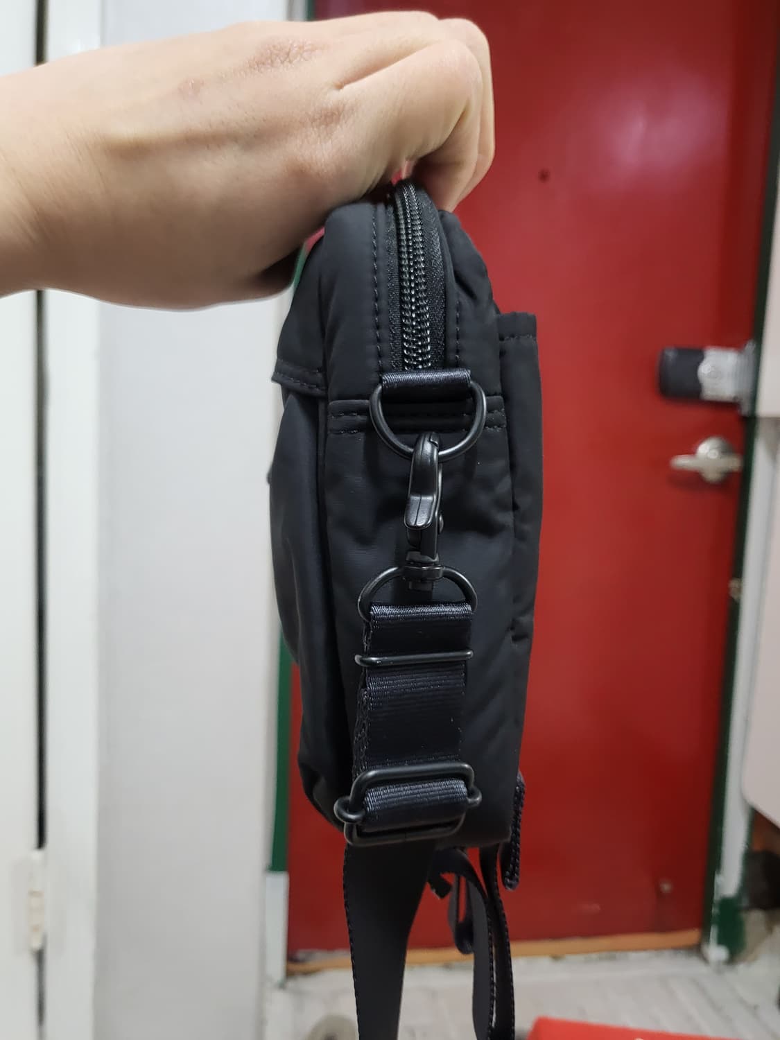 포터 요시다 센시즈버티컬숄더백  상품이미지3