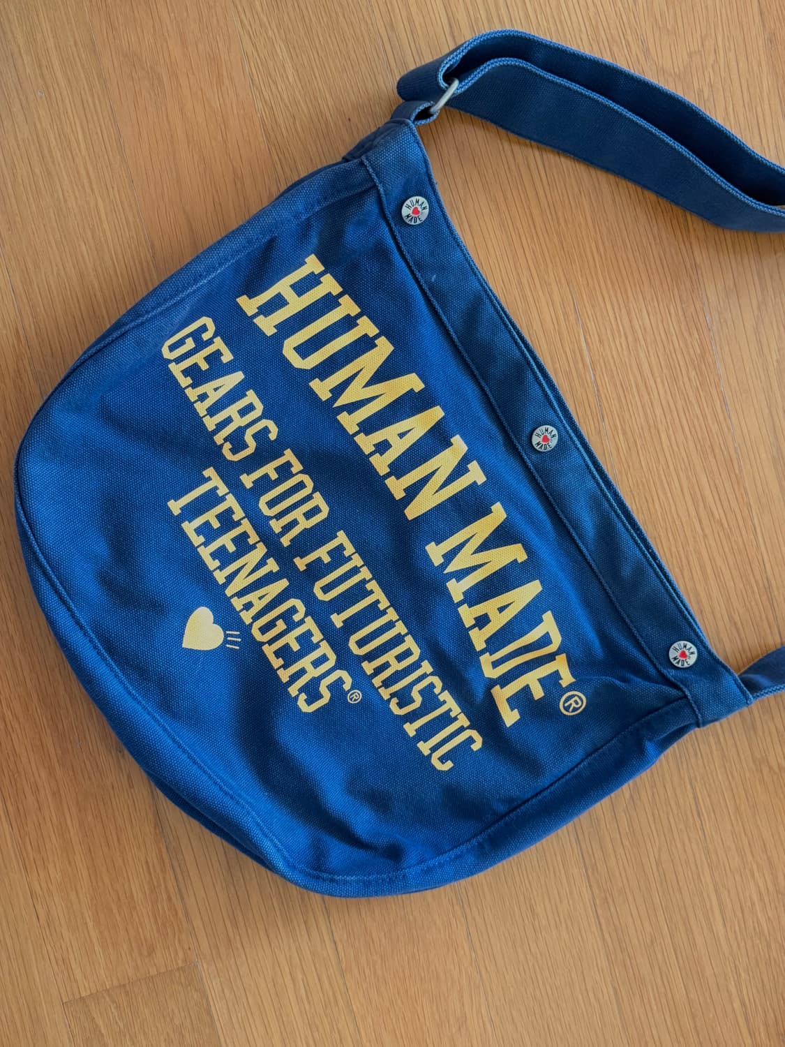 휴먼메이드 빈티지 크로스백 상품이미지2