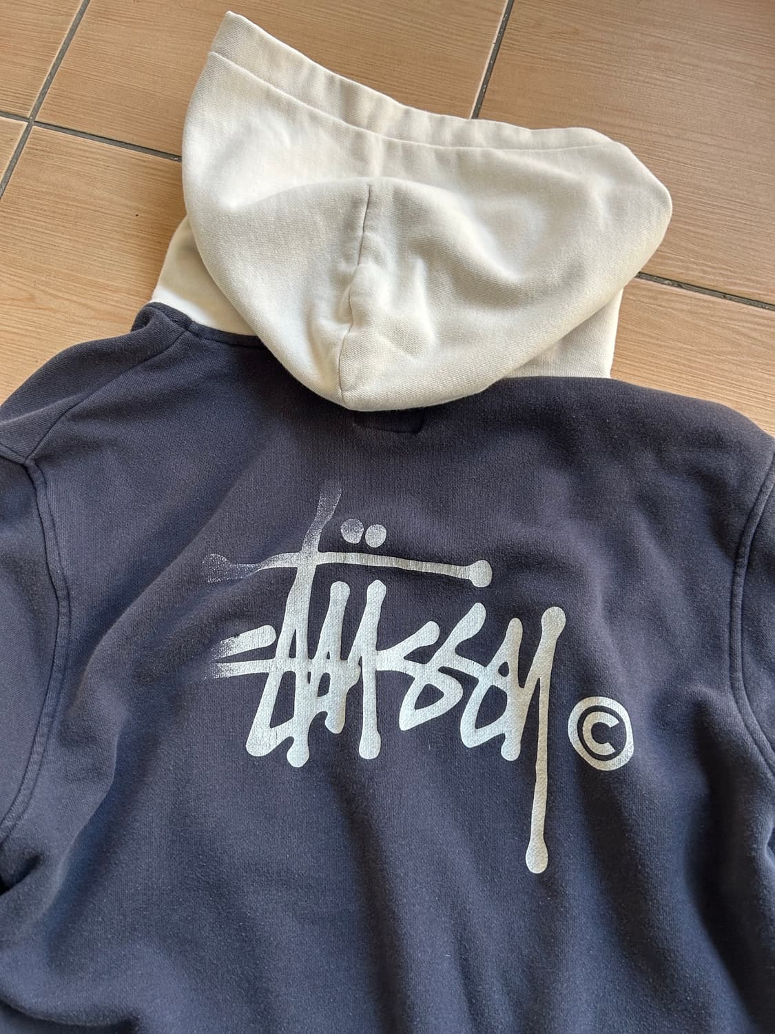 스투시 투톤 후디 상품이미지2